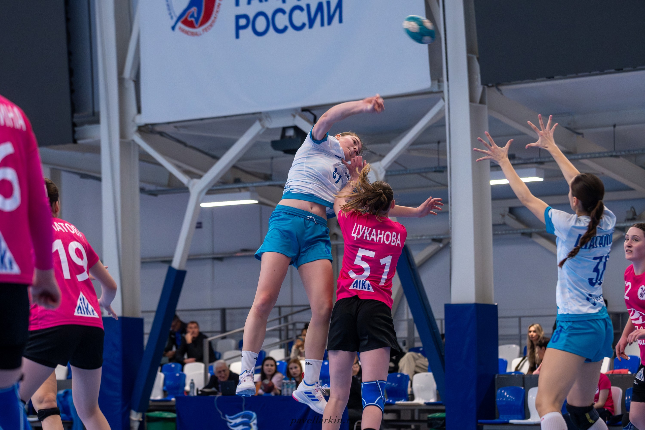 Гандбол. Черноморочка-2 — Университет-2. Спортивный фотограф, фотожурналист Павел Ларькин