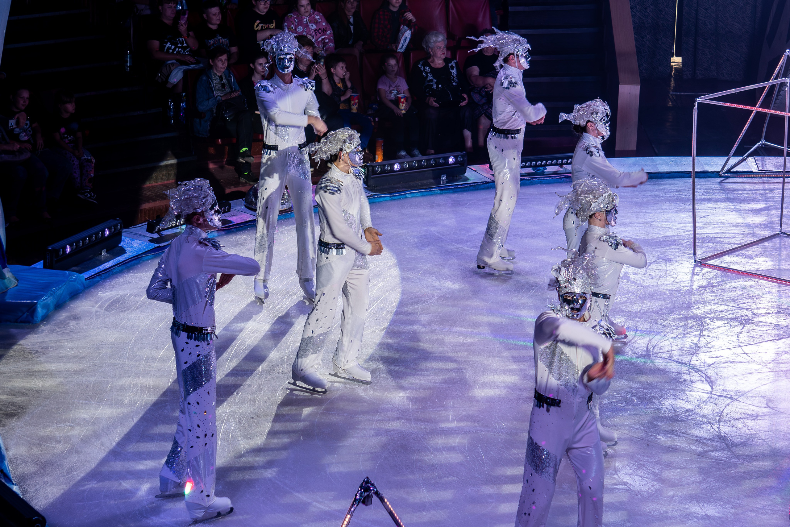 Цирк на льду «Айсберг» в Луганске. Фотограф в РФ и ЛНР Юлия Федосеева
