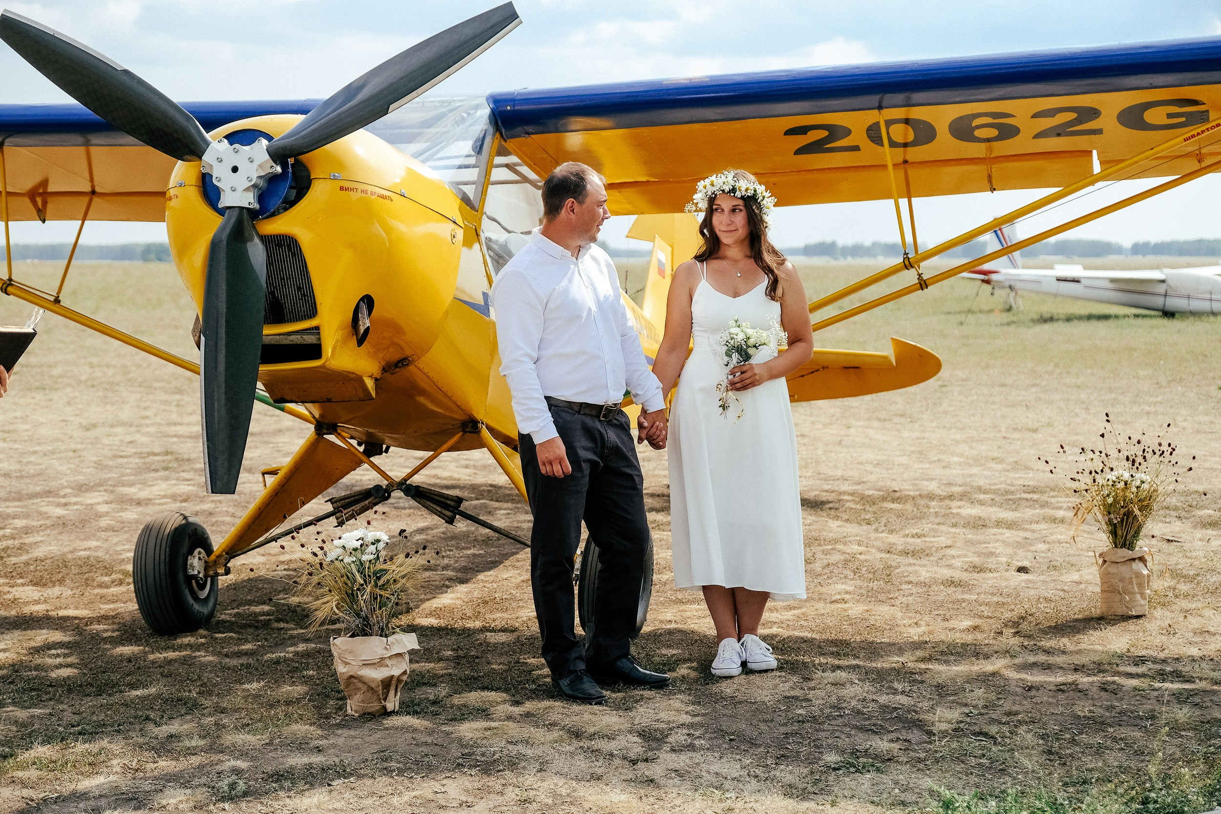 Свадьба на аэродроме