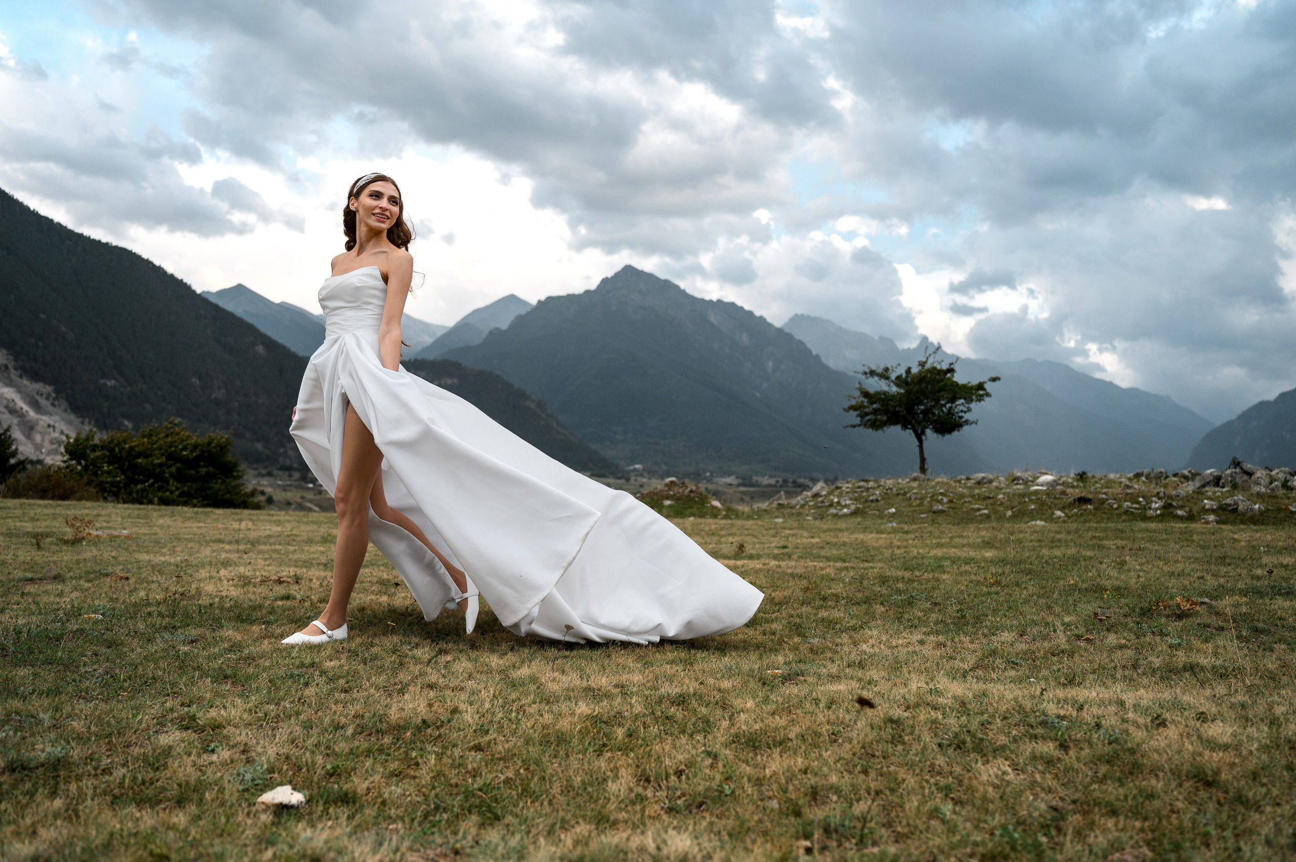 Горная свадьба Рината и Регины (09.09.24). Свадебный и travel фотограф в Волгограде, Сочи, Домбае, Европе