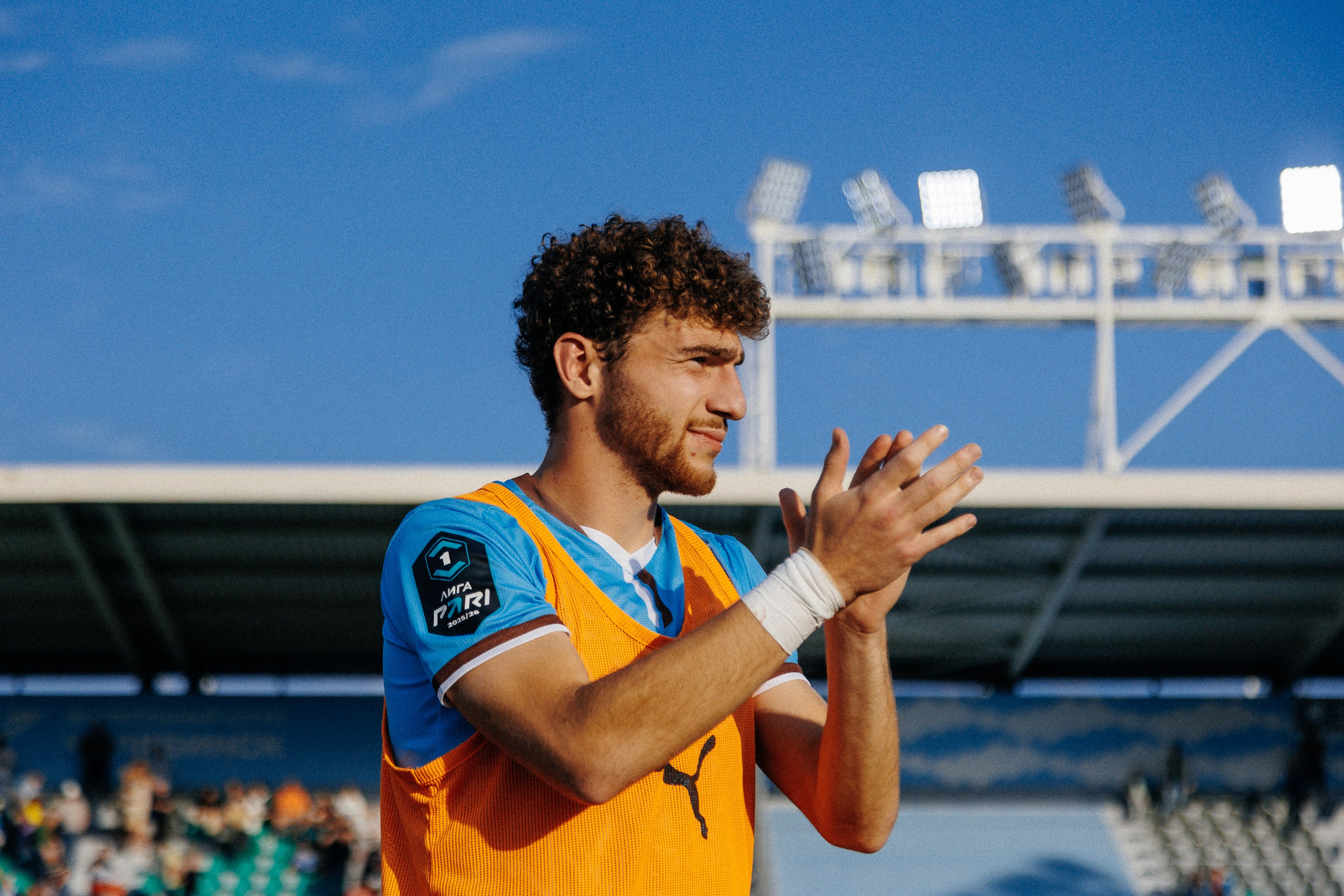 ФК ЧЕЛЯБИНСК Х ФК ВОЛГА. Репортажный фотограф Макс Брагин