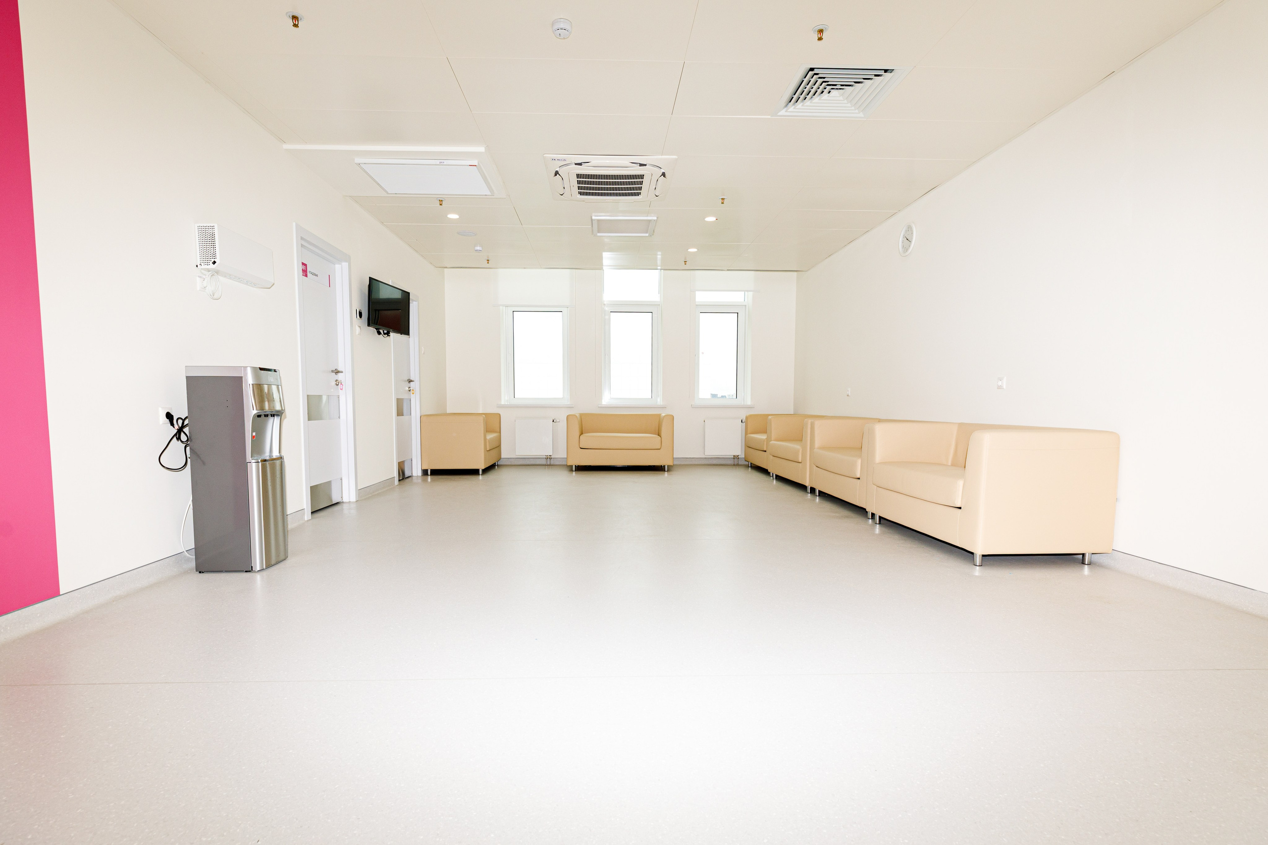 Родильный дом. Фотограф Ольга Эмбер