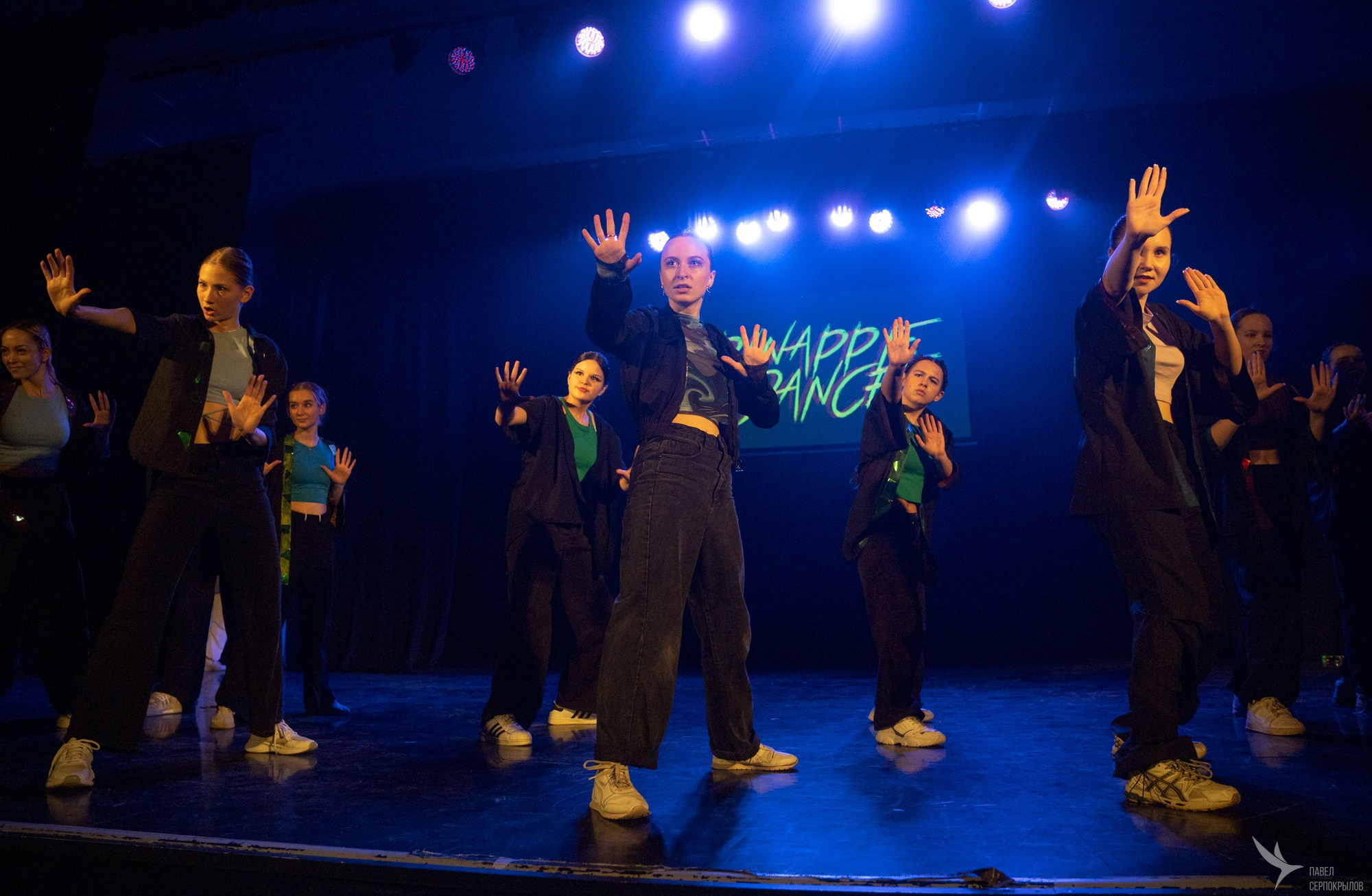 Pineapple'di dance. Репортажный фотограф в Казани Павел Серпокрылов