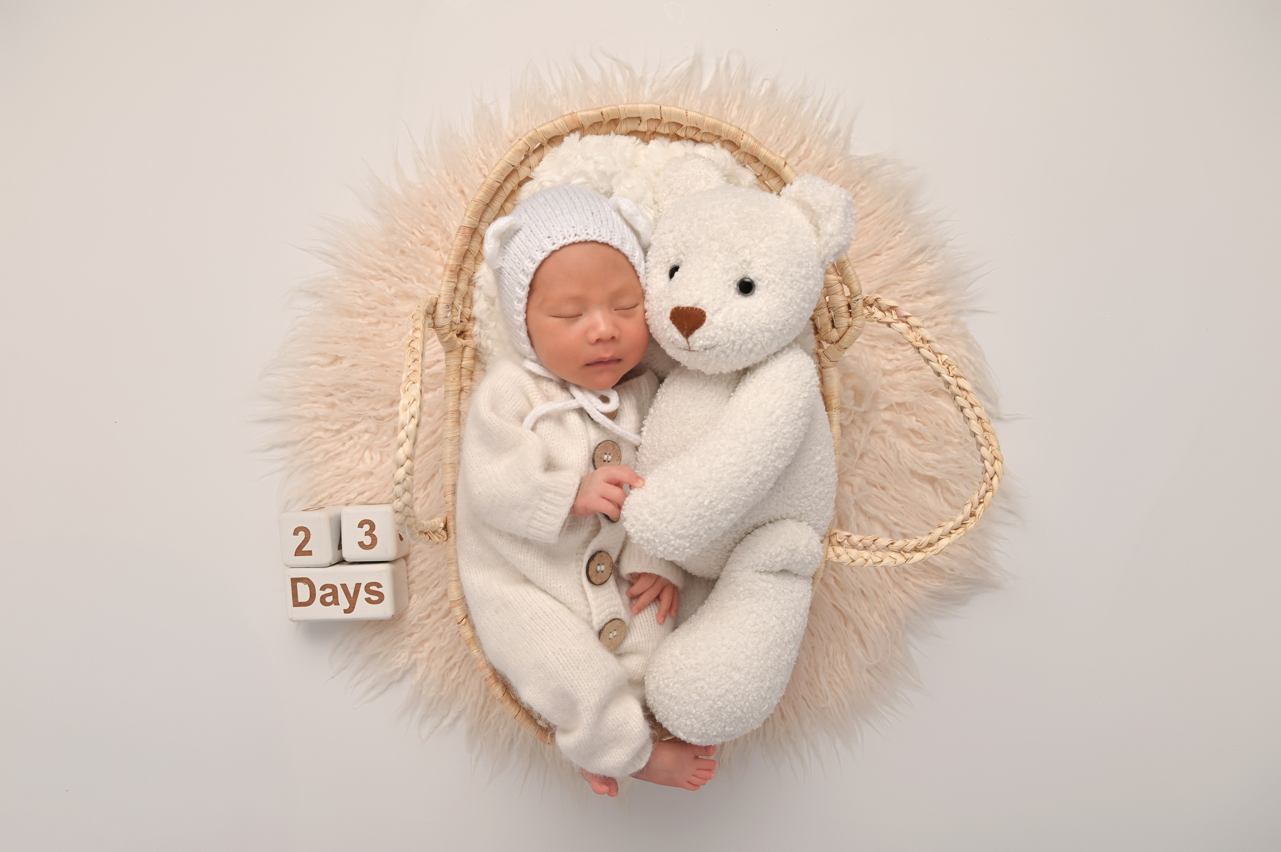 Жан ньюборн 23 дня. Фотограф Новорожденных и семейный Элла Огай г. Сатпаев