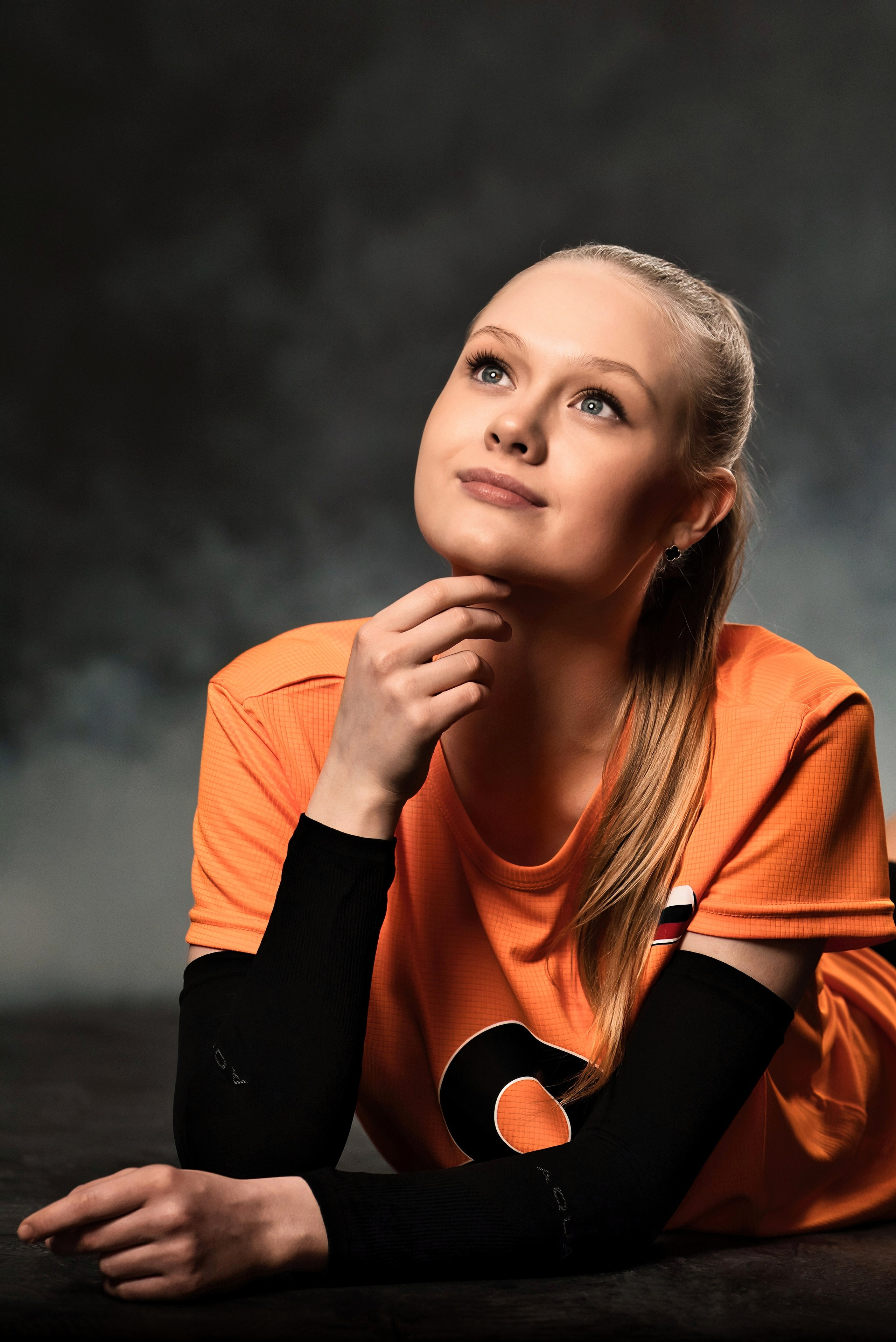 В волейбол играют настоящие красотки!. Фотограф Денис Кривопусков