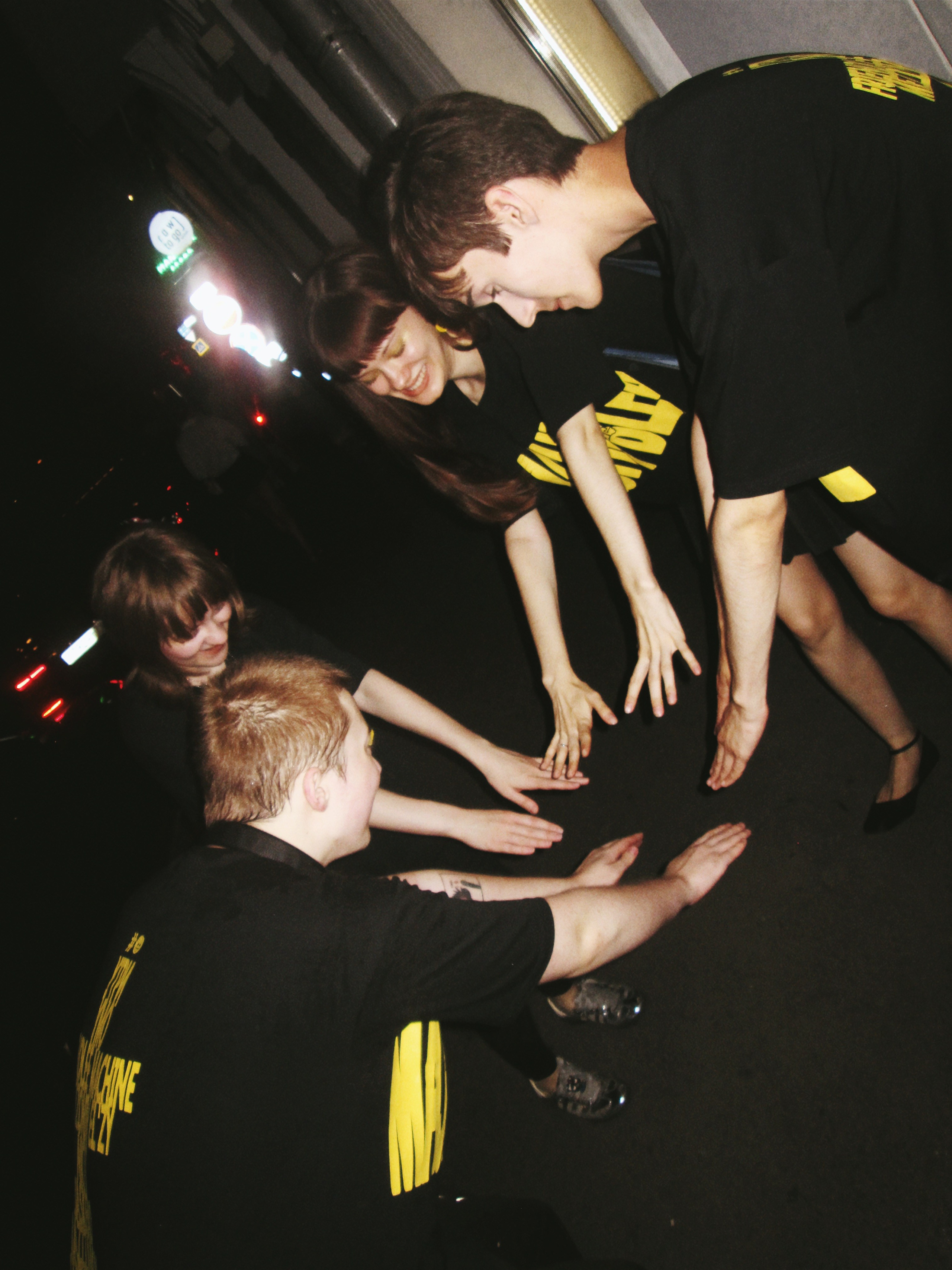 Съемка мерча MASHUPBLE. Концертный и портретный фотограф в Москве Соня Спросонья