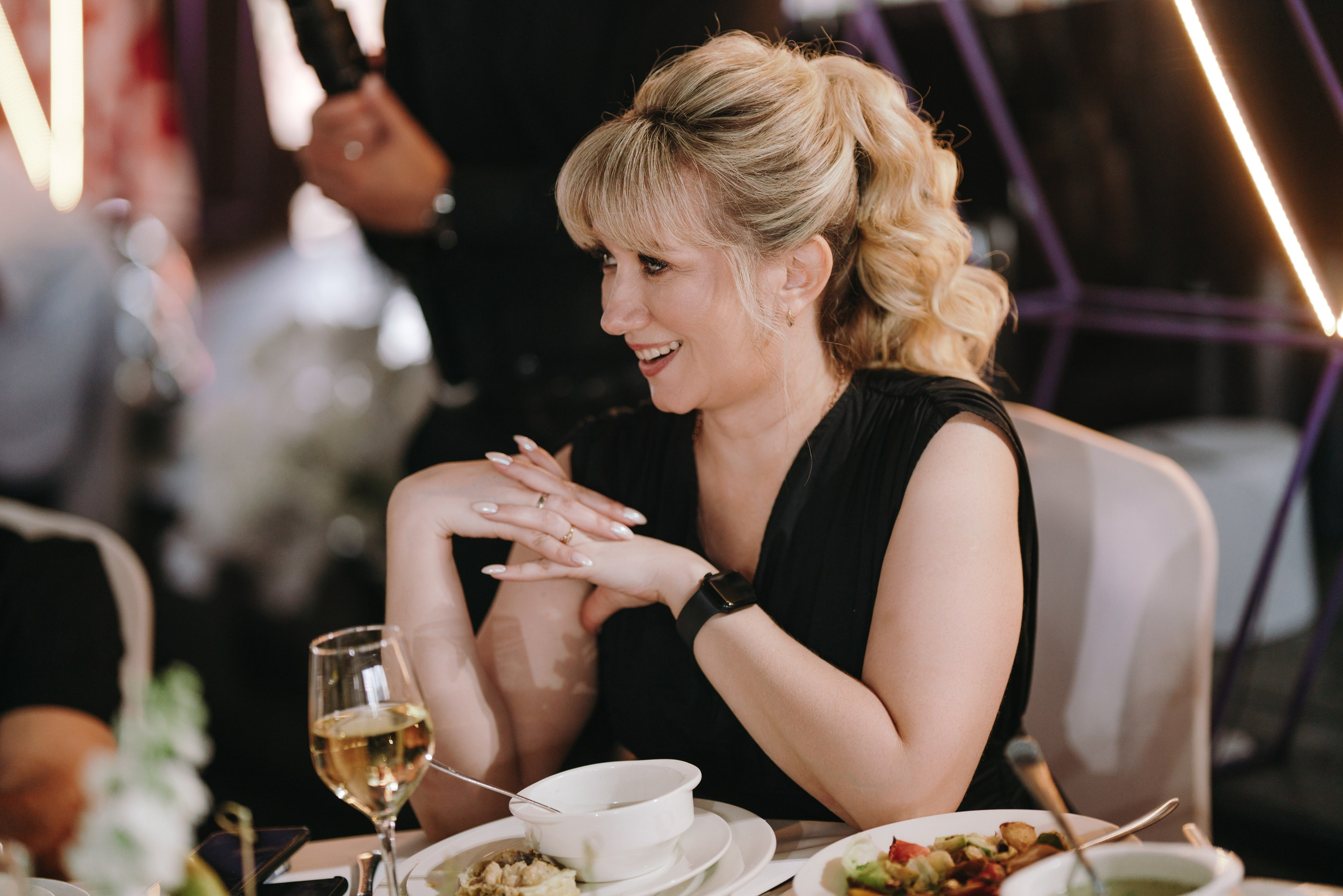 ВЕДУЩИЙ АНДРЕЙ ОГНЕВ, ВИДЕОГРАФ ЭМИЛЬ ВАГАПОВ, БАНКЕТНЫЙ ЗАЛ ВЫСОТА