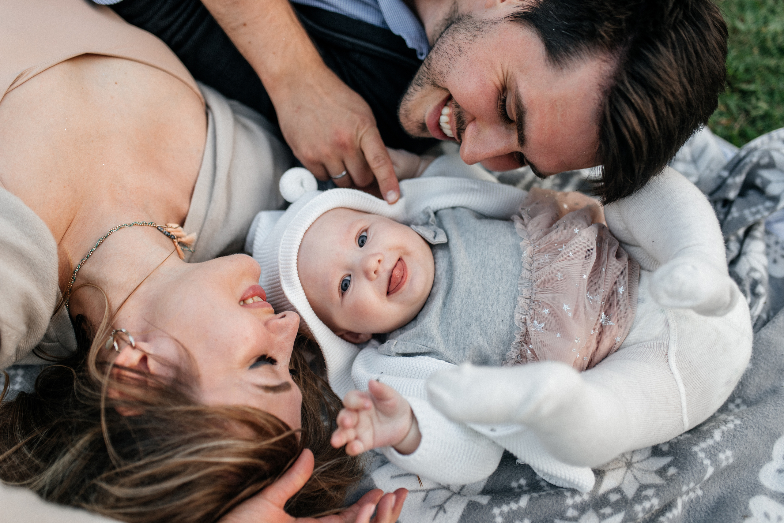 Алена+Андрей+Агата. Костюшко Кристина — семейный и свадебный фотограф в Минске