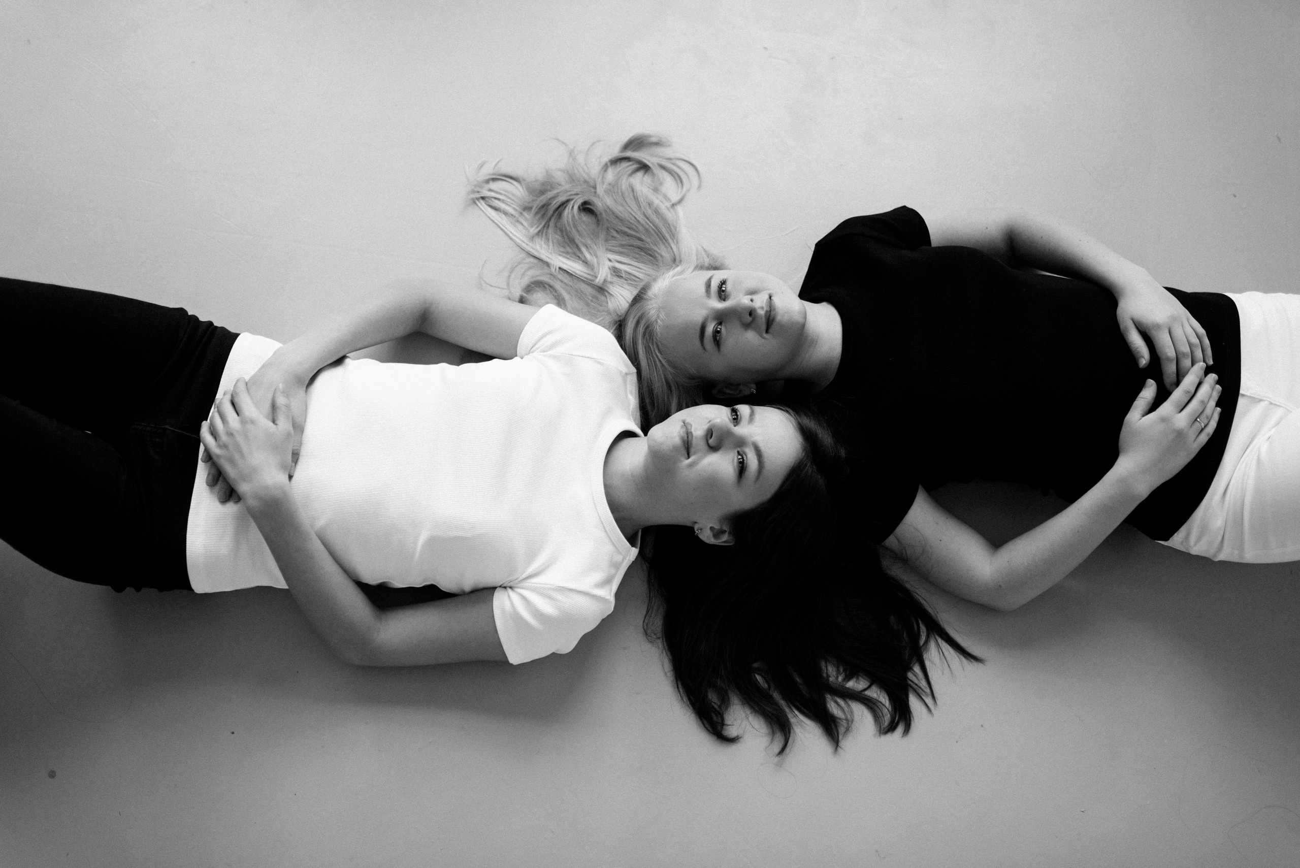 Катя+Аня. Костюшко Кристина — семейный и свадебный фотограф в Минске