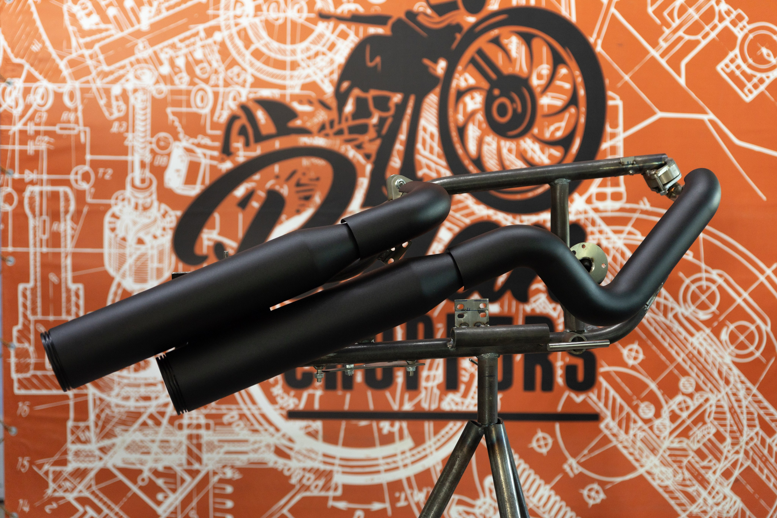 Выхлопная система 2/2 S2. ......