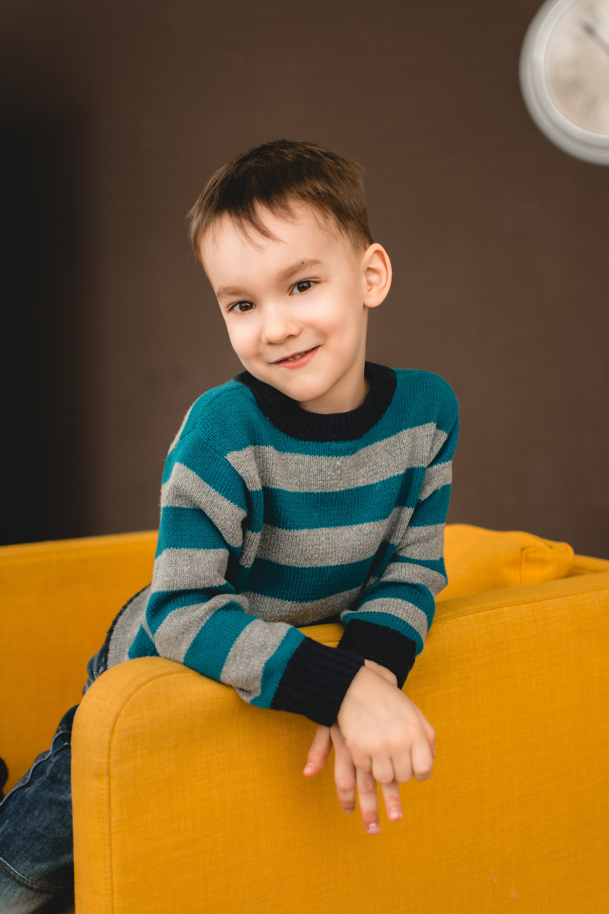 Гульназ с сыном. Портретный креативный творческий фотограф в Казани Михаил Бушенев