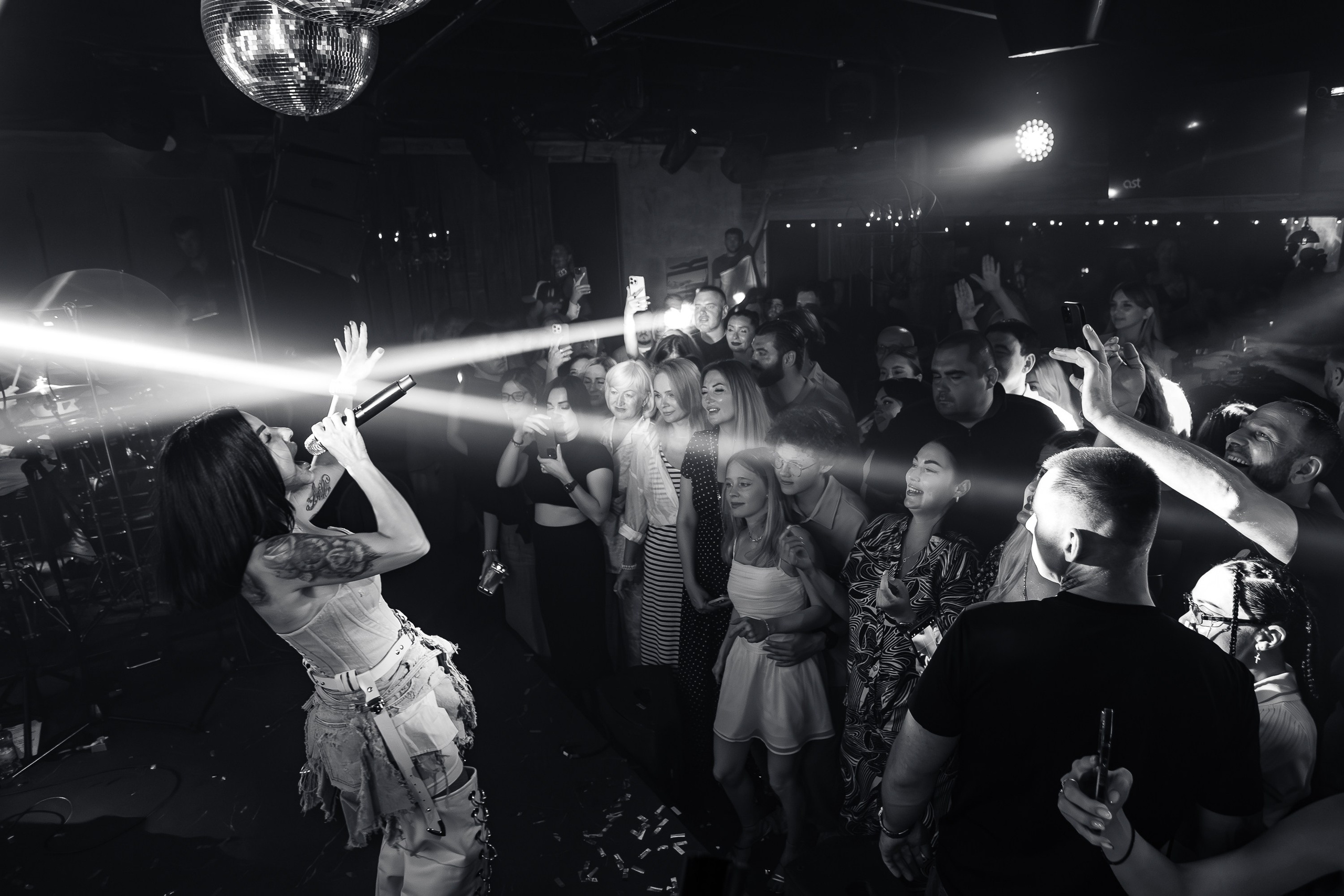 «Юлия Волкова"_Чайка на пляже_Ялта_2.08.2025 г. Аминов Руслан | Фотограф