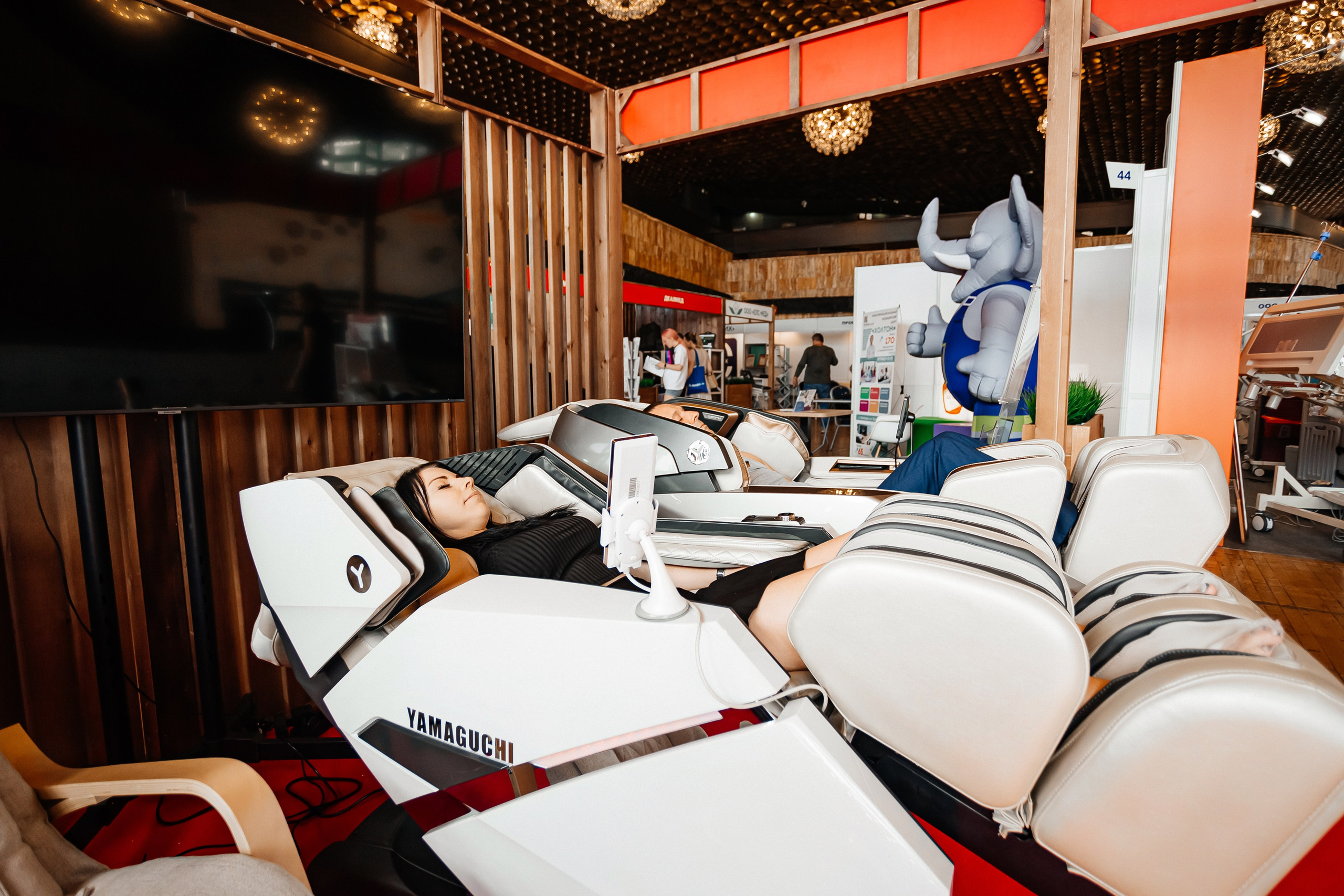 ЭКСПО КРЫМ. IХ Международная специализированная медицинская выставка «Здравоохранение. Крым 2024». Аминов Руслан | Фотограф