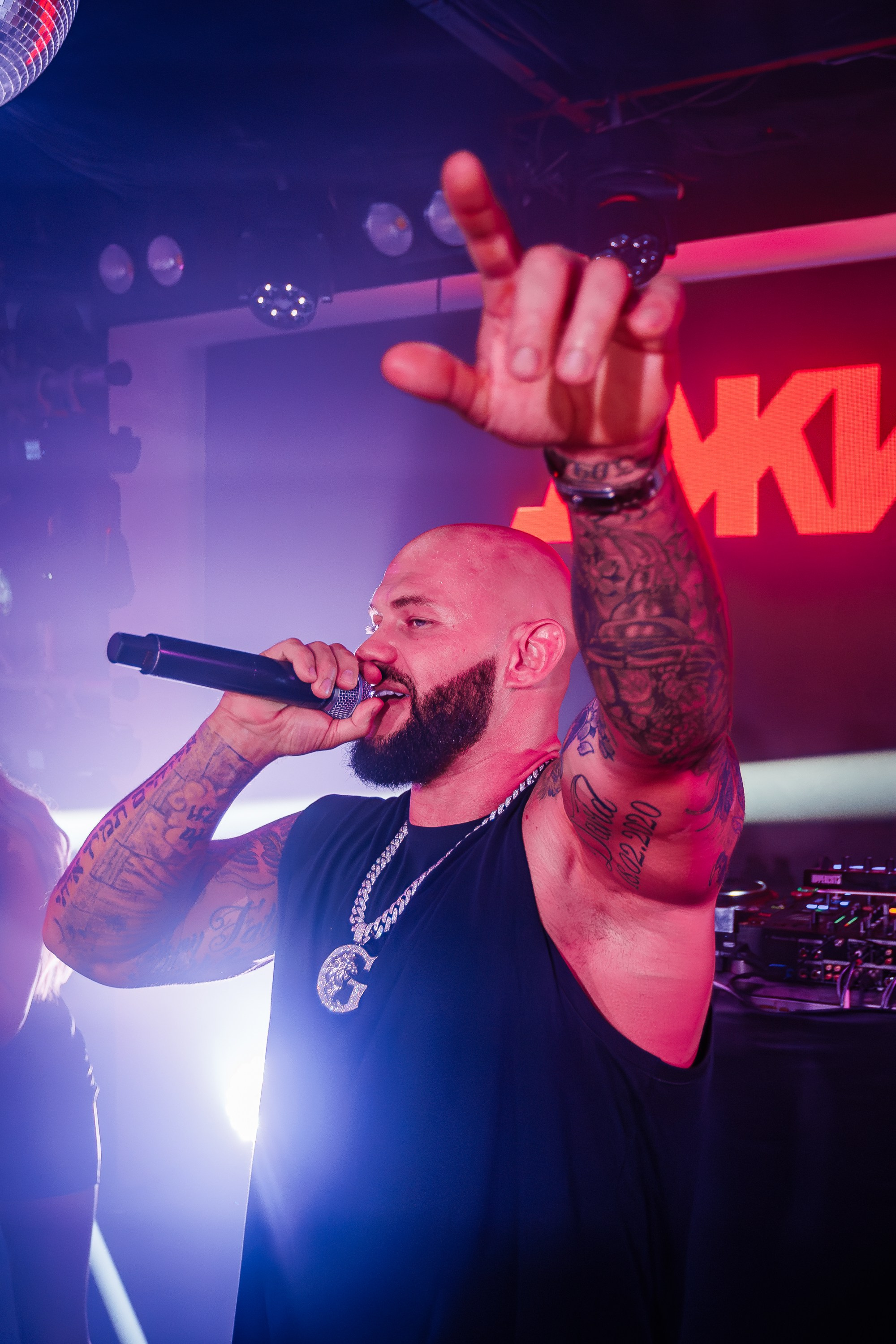 «Джиган"_Чайка на пляже_Ялта_12.07.2025 г. Аминов Руслан | Фотограф