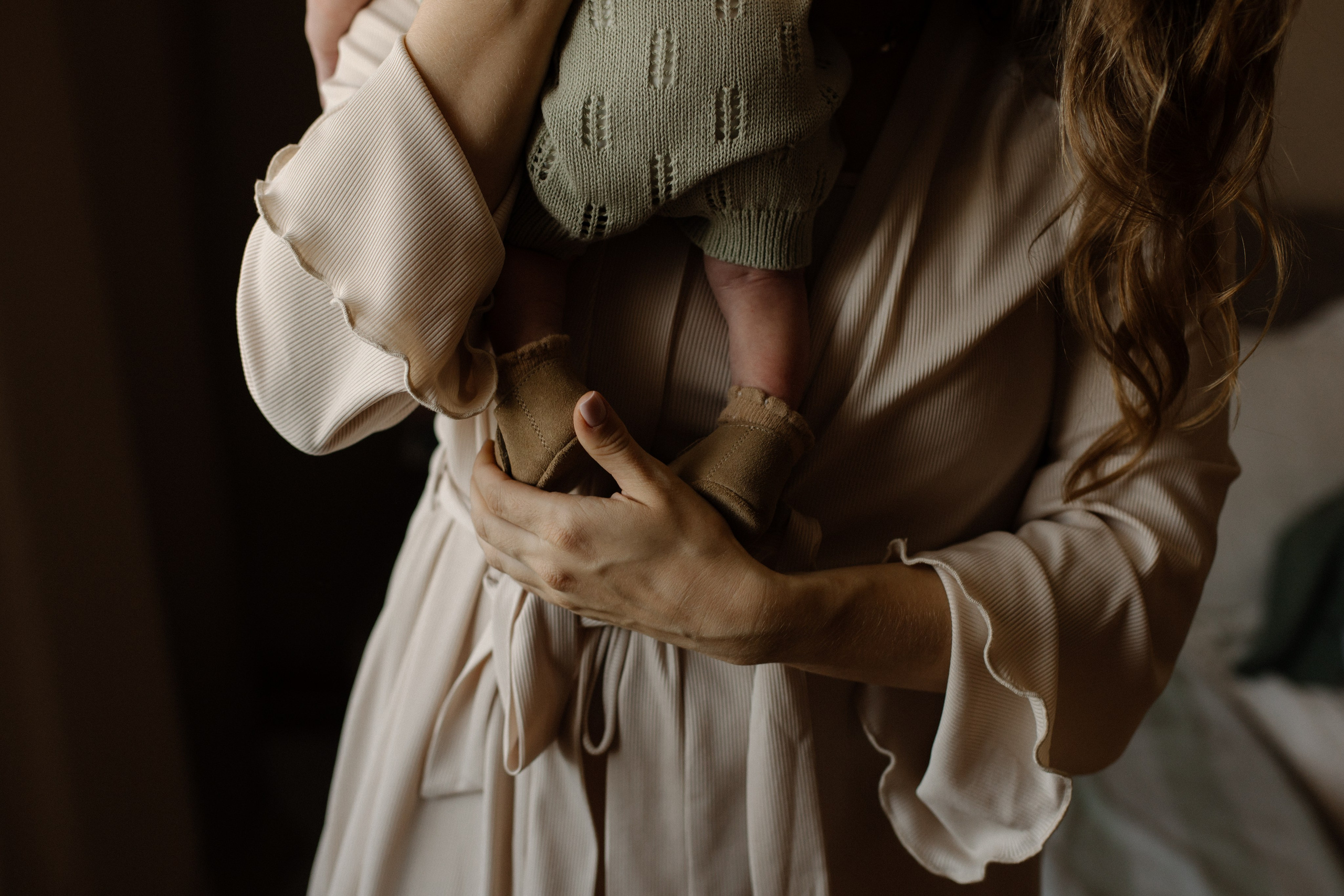 Съемка в первые недели жизни в атмосфере любви и тепла в Челябинске. Семейный фотограф, фотограф на роды в Челябинске Калистратова Кристина