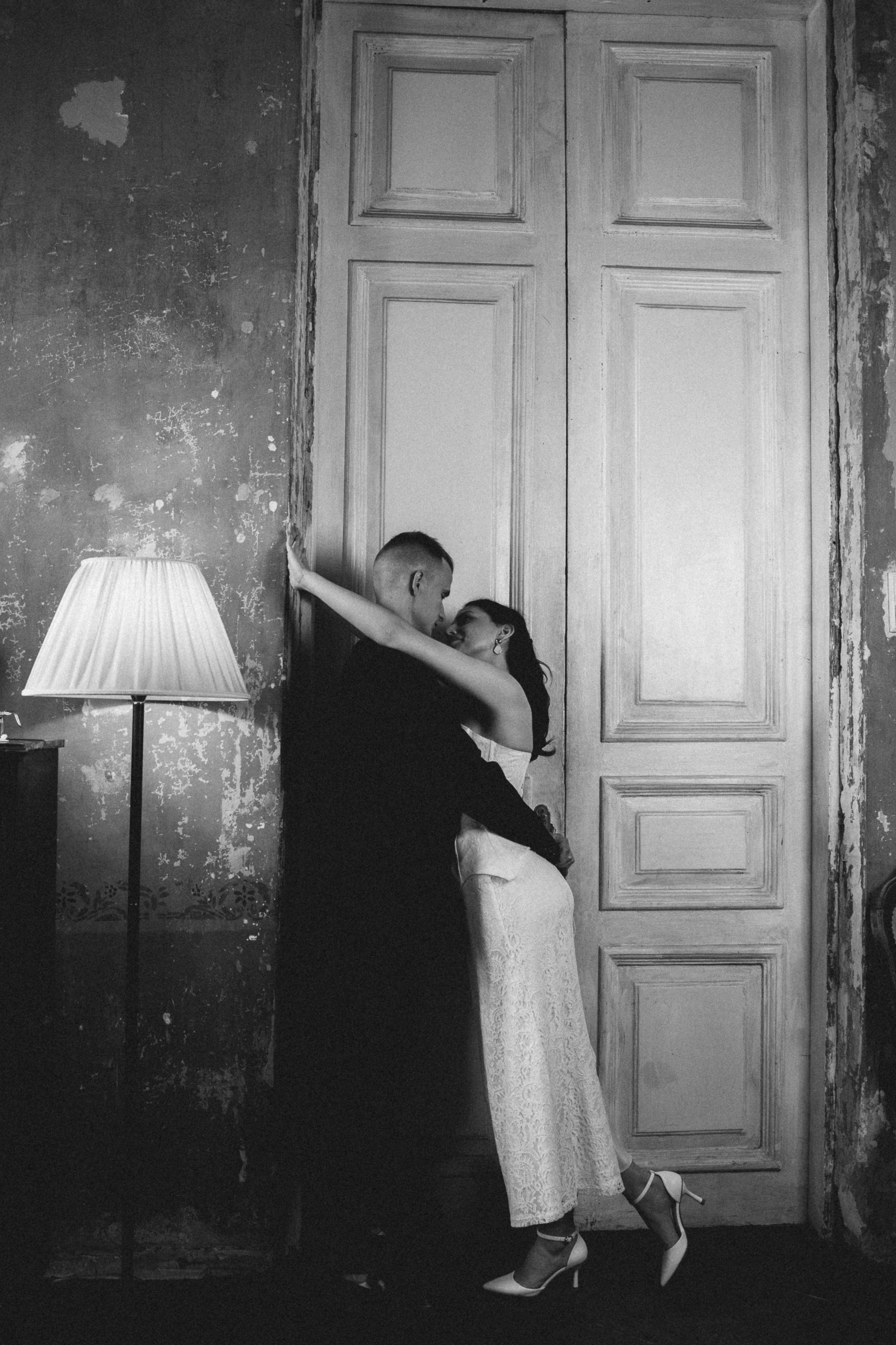 Свадебная фотосессия в «Птичке». Свадебный фотограф Виолетта Сидельникова. Краснодар, Россия, Беларусь, Европа