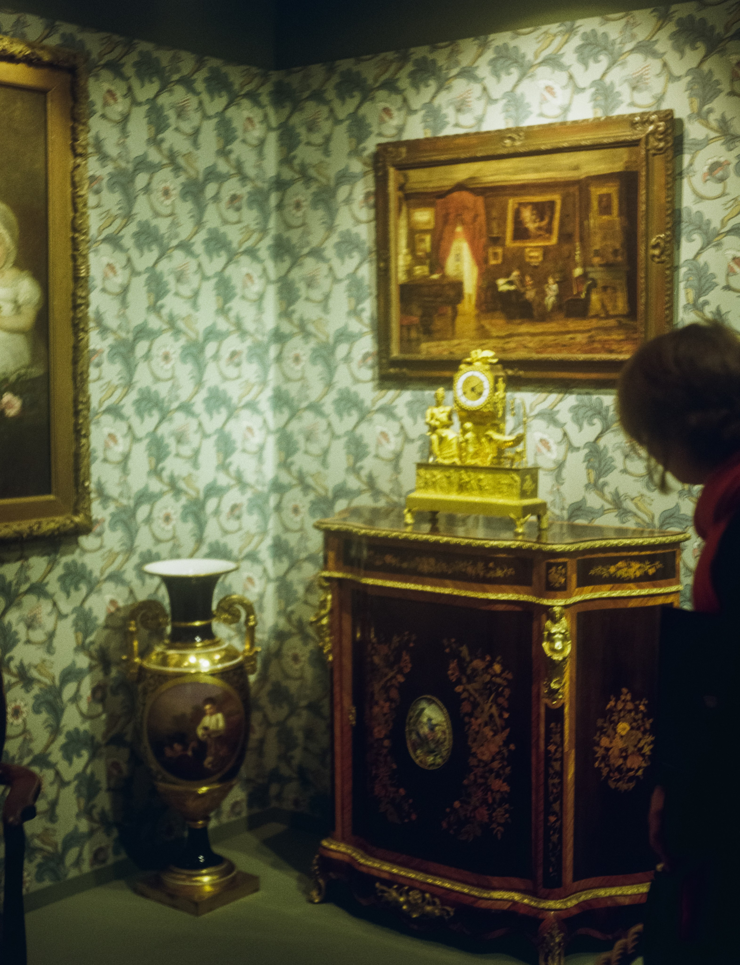 Ул. Большая Полянка и Музей Тропинина / Kodak Gold 200 / Konishiroku Pearl II