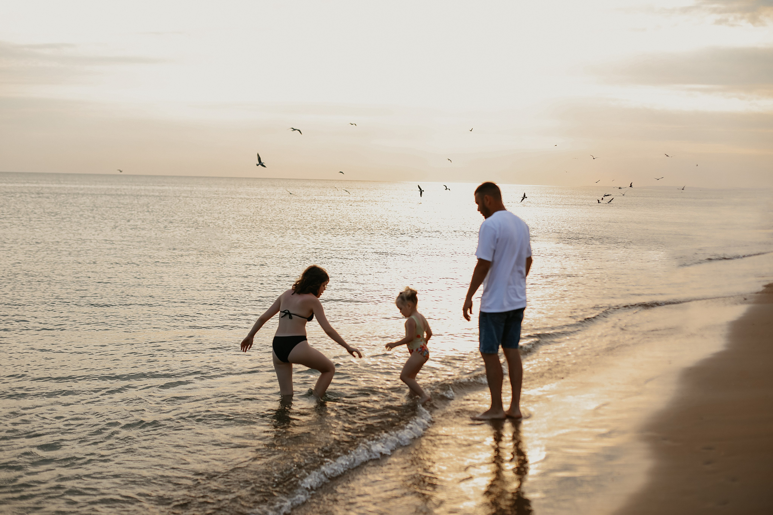 Выездная семейная фотосессия у моря. Https://malovafoto.ru