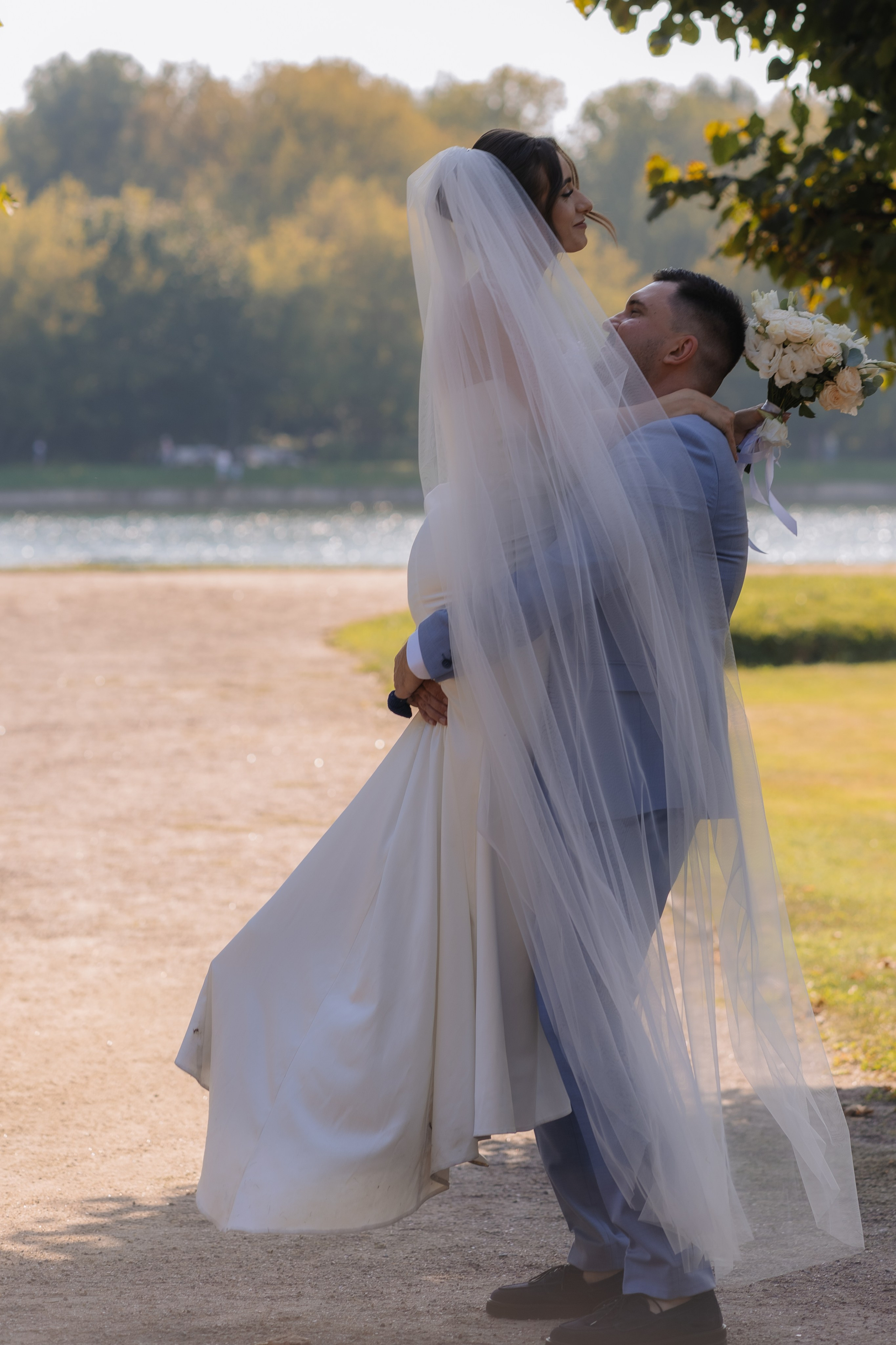 Свадебная фотосессия в Москве, парк Кусково. Свадебный фотограф в Москве Анна Полушина