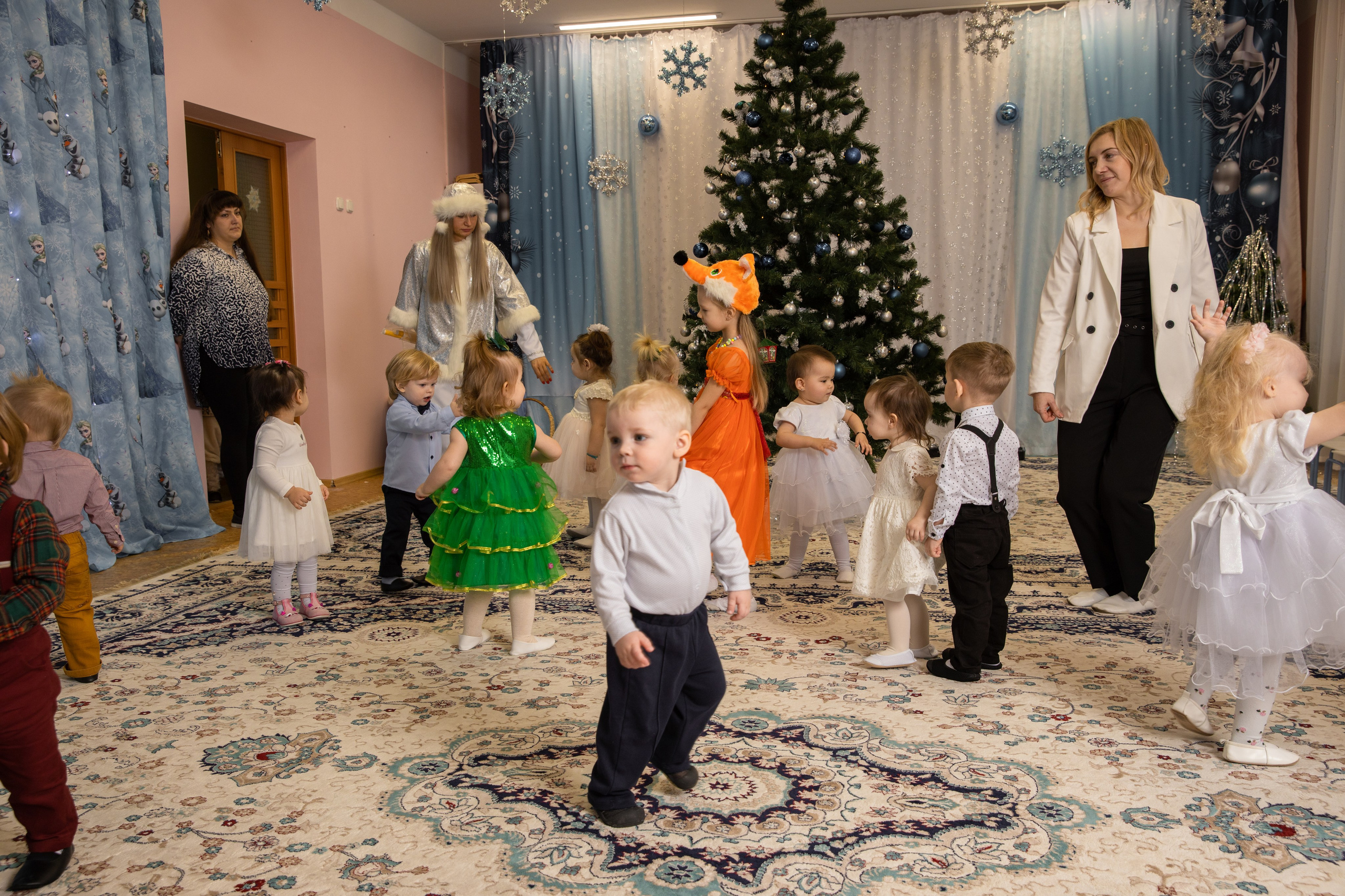 Новогодний утренник Успех. Фотограф в Железнодорожном и Балашихе