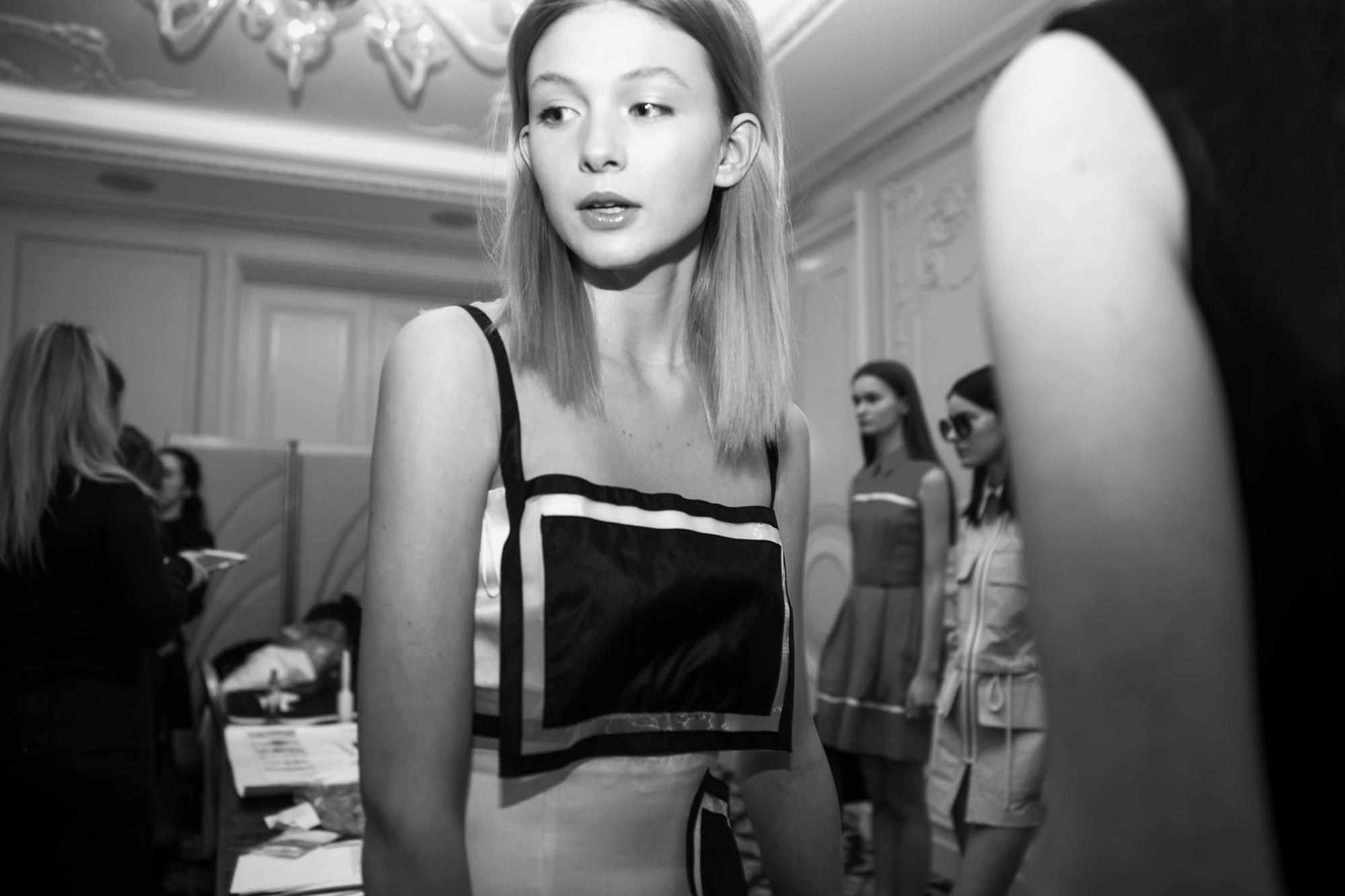 ВАЛЕНТИН ЮДАШКИН. Prêt-a-porter SS2018 SUPREMUS. Backstage. Свадебный фотограф в Санкт‑Петербурге Елена Пчельникова
