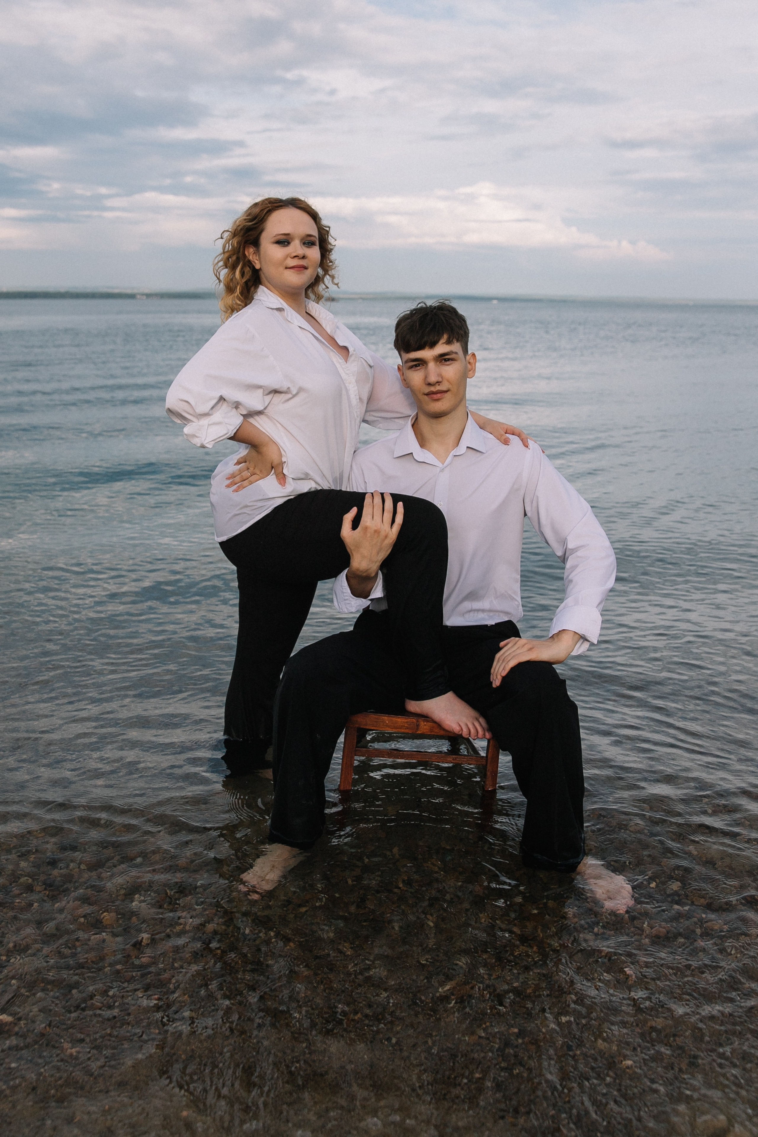 LOVE story для Лизы и Дениса. Фотограф в Иркутске Анастасия Кись. Студийная фотосессия беременности в тканях Иркутск. Семейная фотосессия, ПОРТРЕТ «ПОКОЛЕНИЕ»