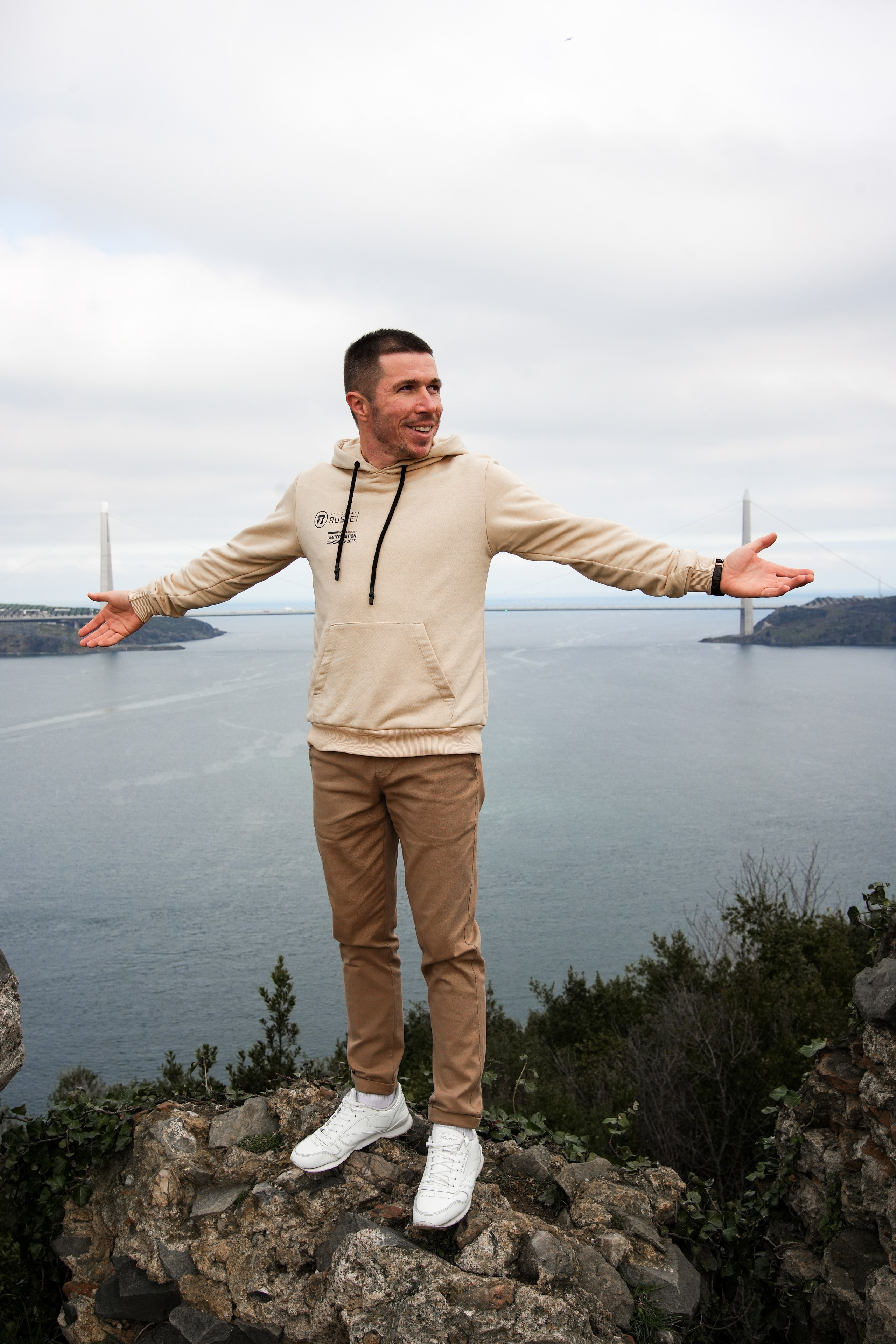 Обо мне — свадебный фотограф в Сочи Виктор Рогулев. Свадебный фотограф в Сочи и Адлере — Фотосессии на море и в горах | Виктор Рогулев