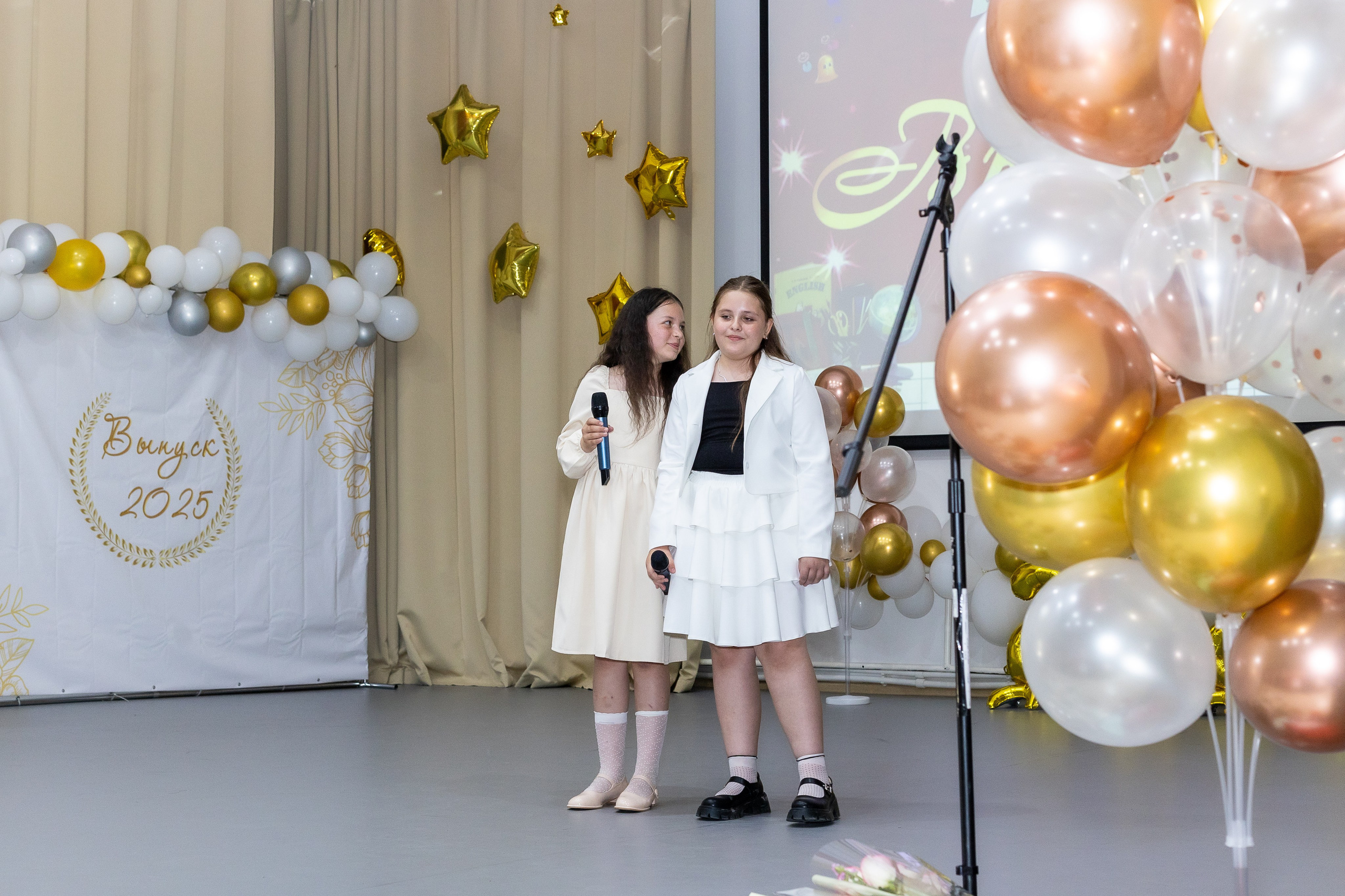 Вручение аттестата 2025. Выпускные альбомы Майкоп, Краснодар Елена Золотарева