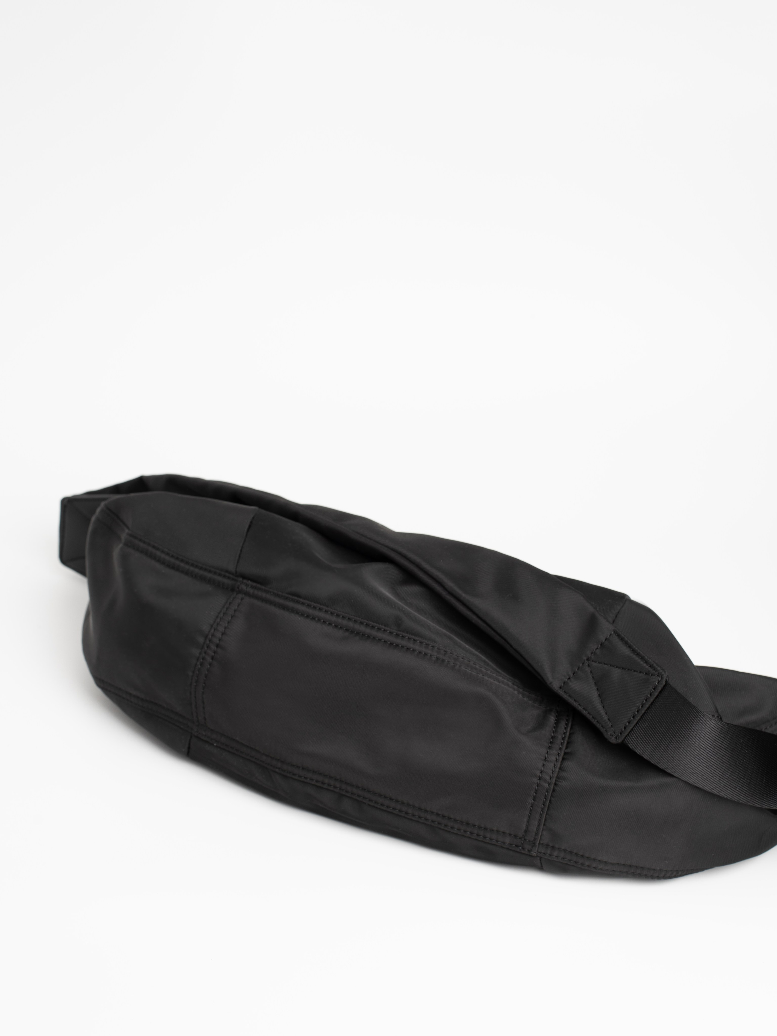 Женские сумки. Фотостудия предметной и модельной съёмки для маркетплейсов