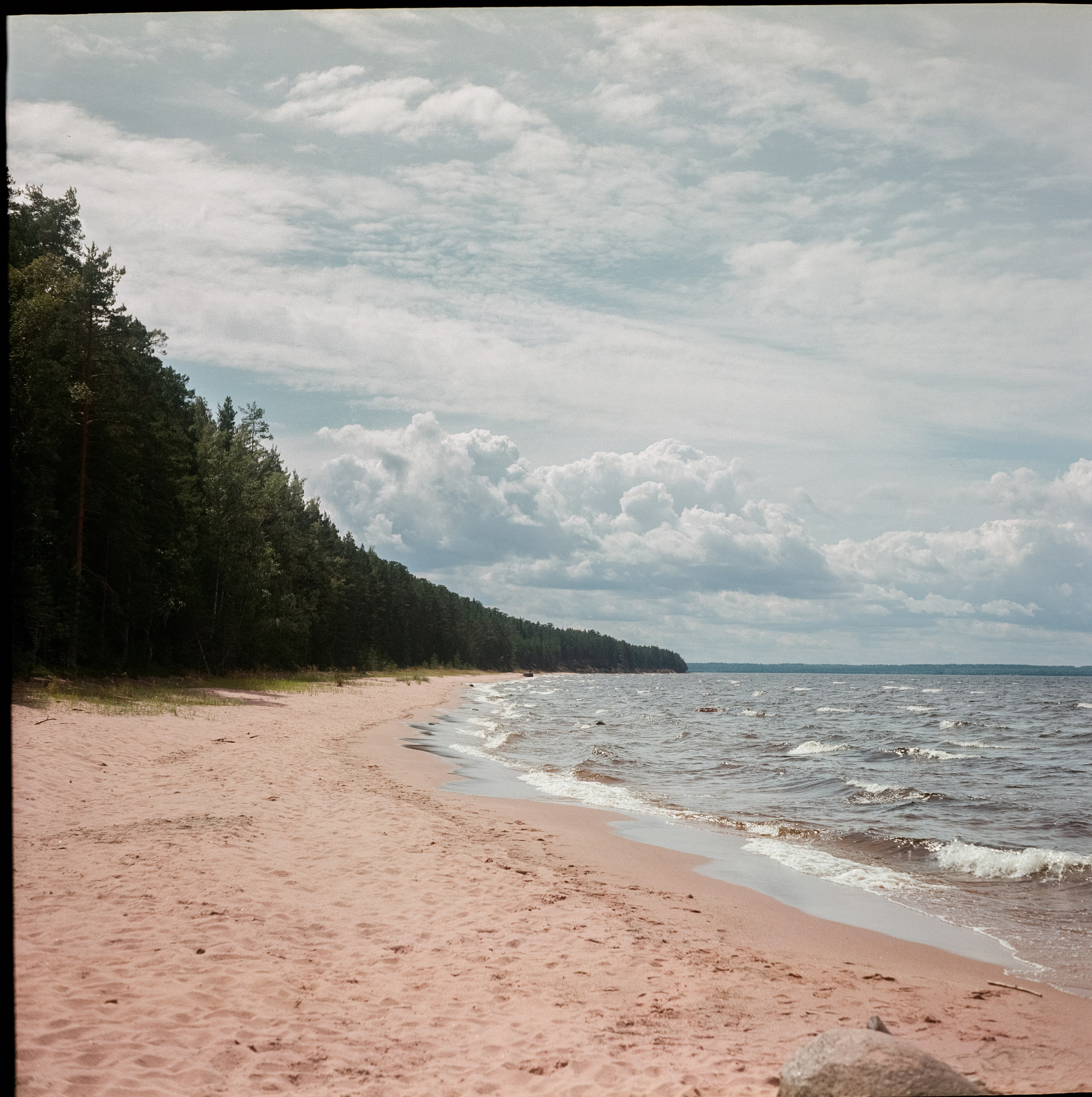 Коневский монастырь, остров Коневец / Super Fujica-6 / Fujifilm NPL 16