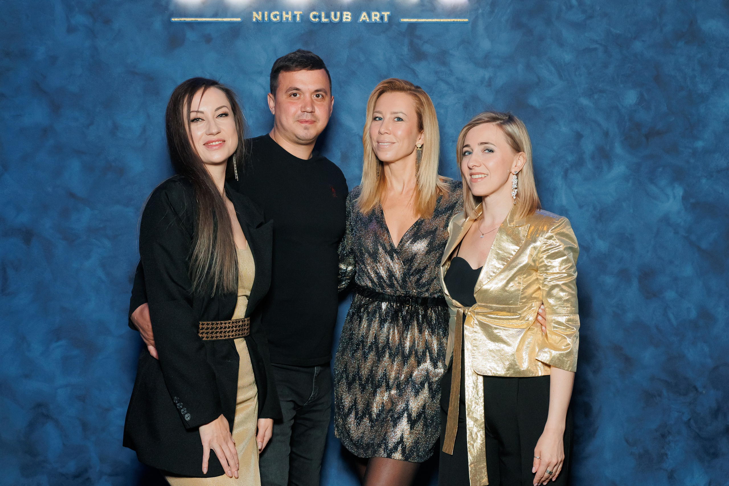 ЛУВР [Открытие Ночного клуба]. СВОИ. ФОТООТЧЕТЫ-СОБЫТИЯ-МЕСТА