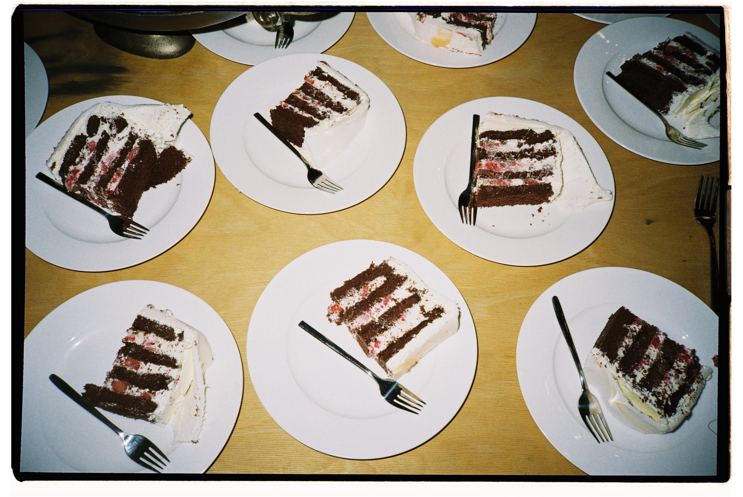 Трогательная свадебная вечеринка в горах Армении. Афина Ефимова. Свадебный фотограф Москва