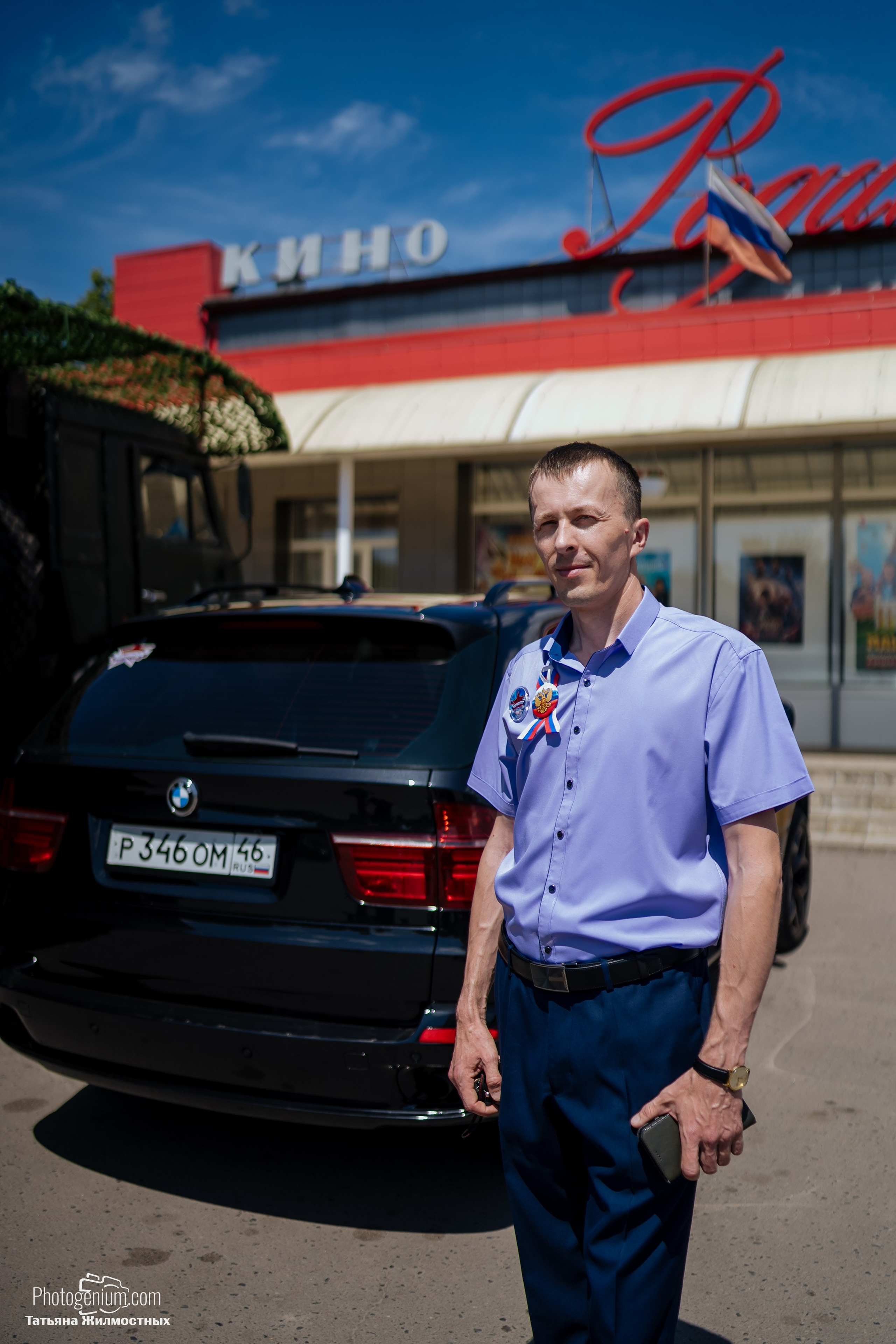 8 июня «Патриоты из Курска» сбор гуманитарной помощи у кинотеатра «Родина». Фотограф Нижний Новгород Татьяна Кейод