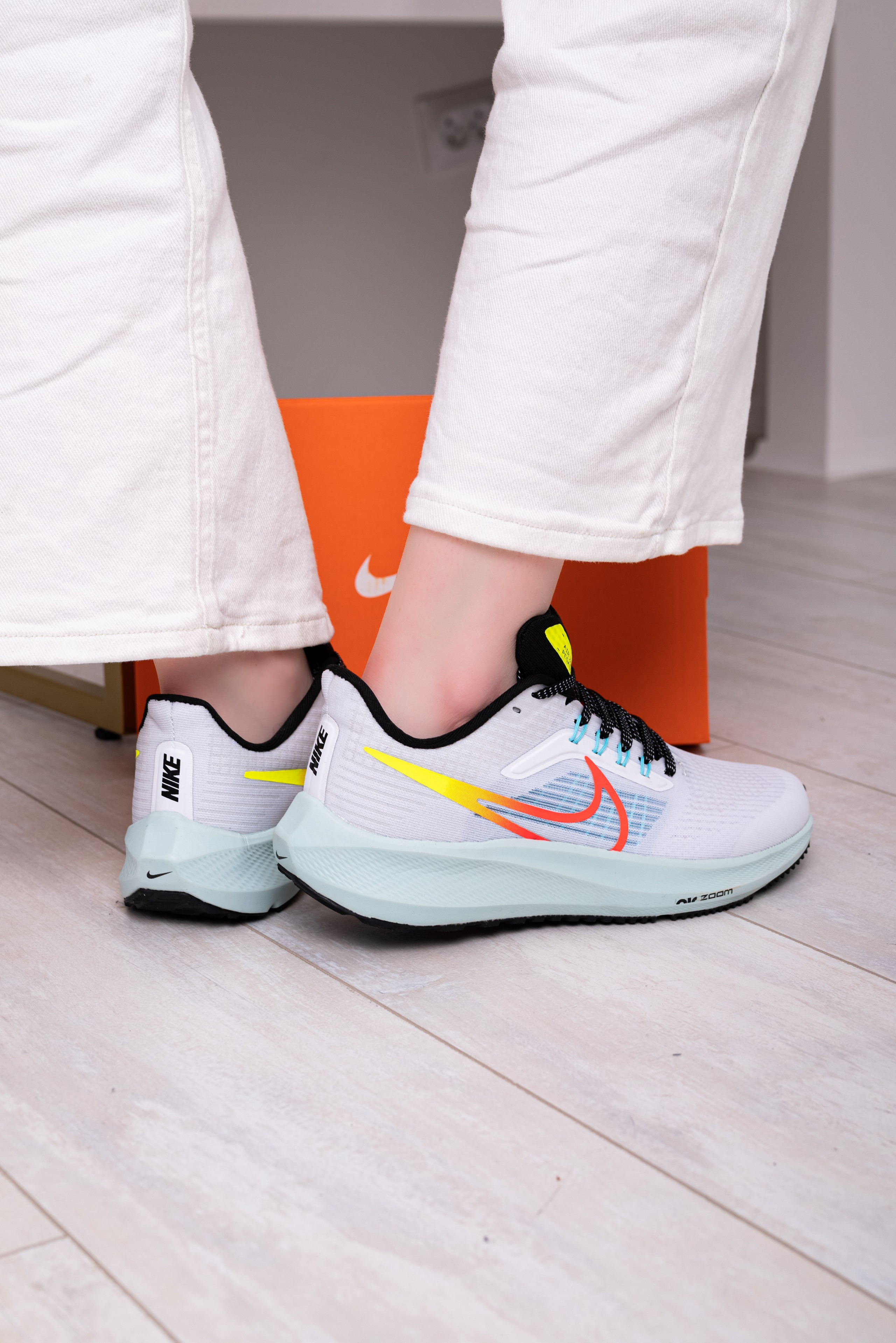 Кроссовки. Предметный фотограф, фото для маркетплейсов Пятигорск, КМВ