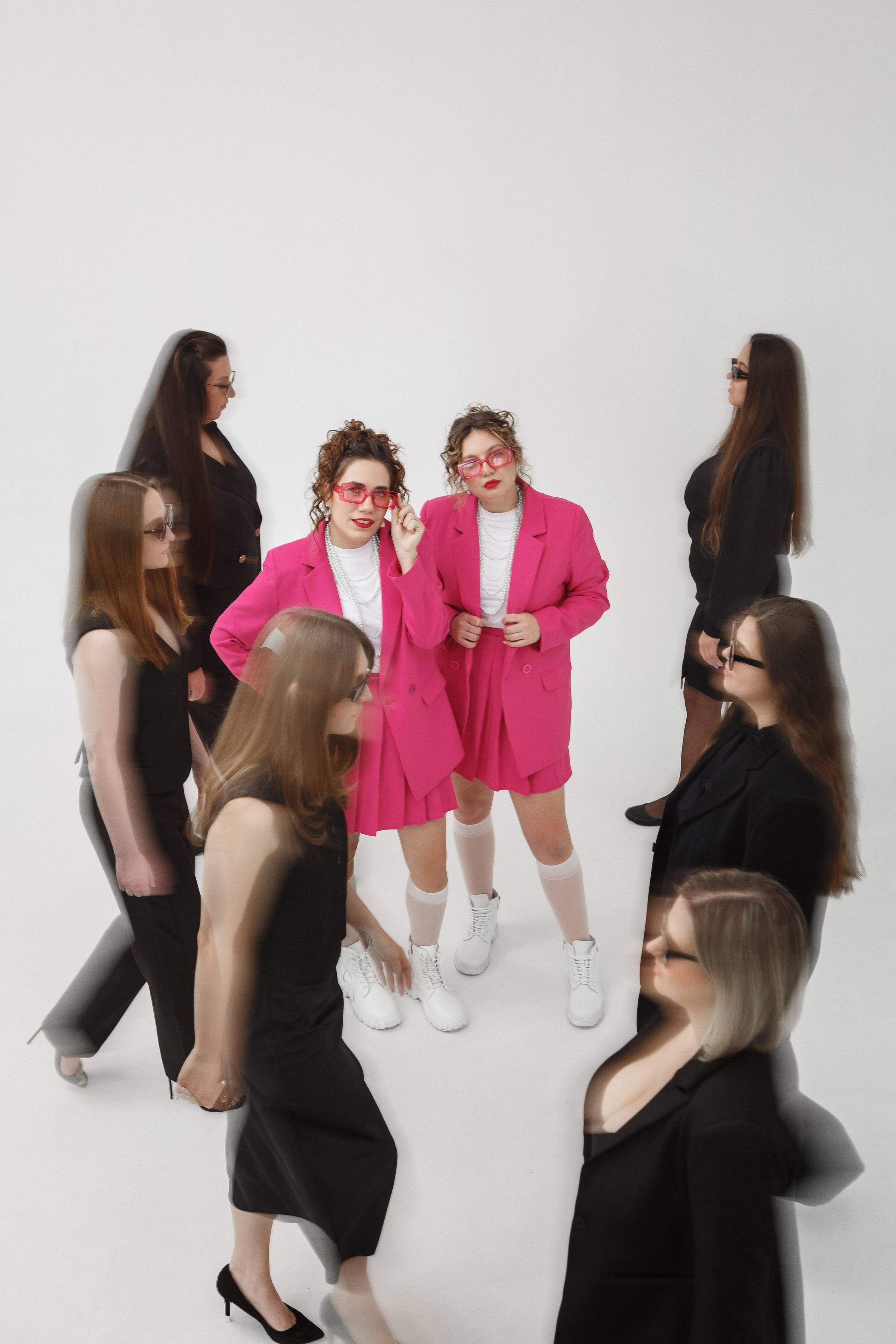 Фотосессия организаторов XOXO и невест в фотостудии 'Луч' в Таганроге. Свадебный и семейный фотограф в Таганроге Бакарюк Антон