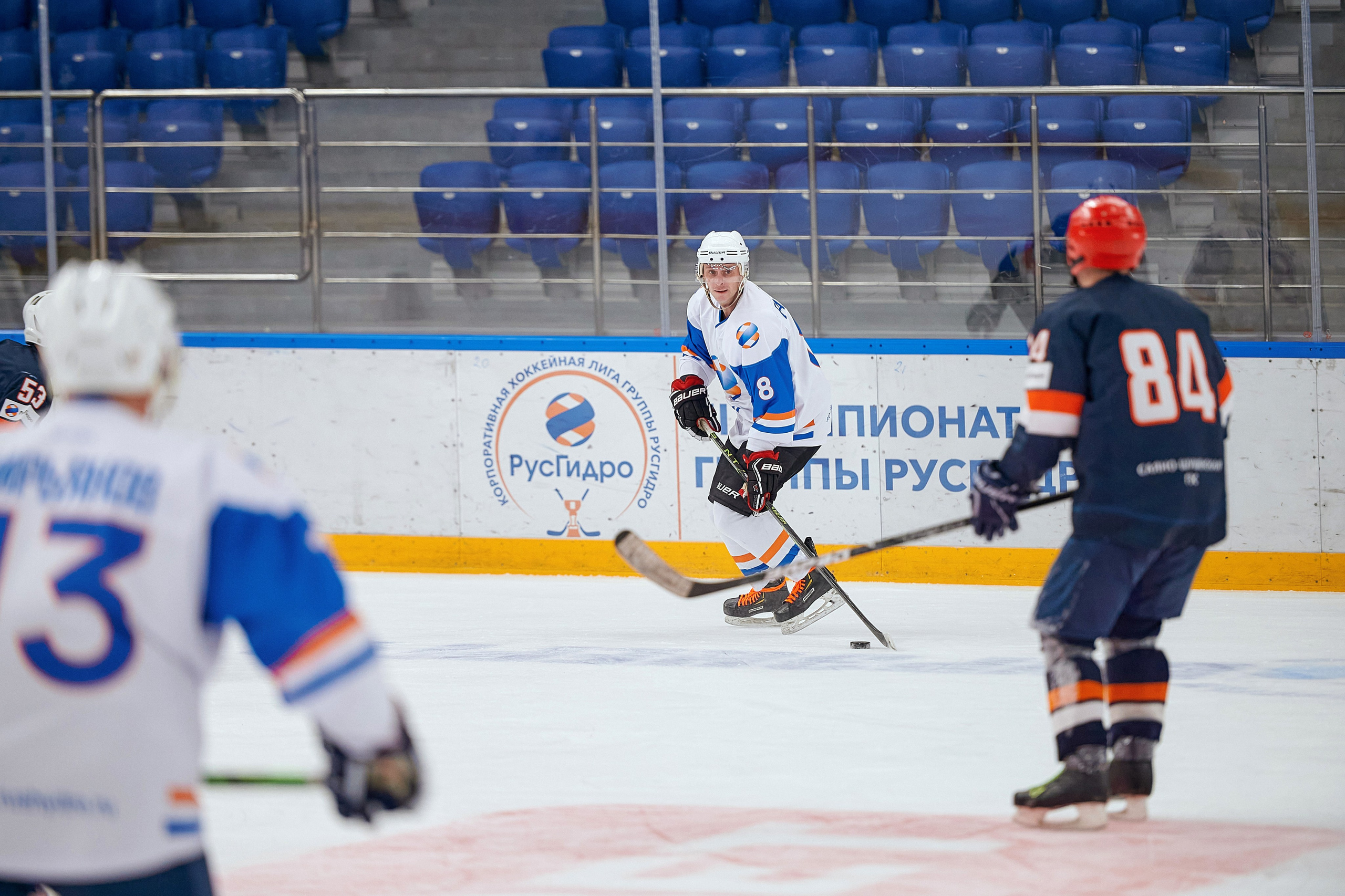 Портфолио репортажной фотосъёмки: Кристалл арена — Хоккей — РусГидро. Фотограф Яковлев Роман — Красноярск