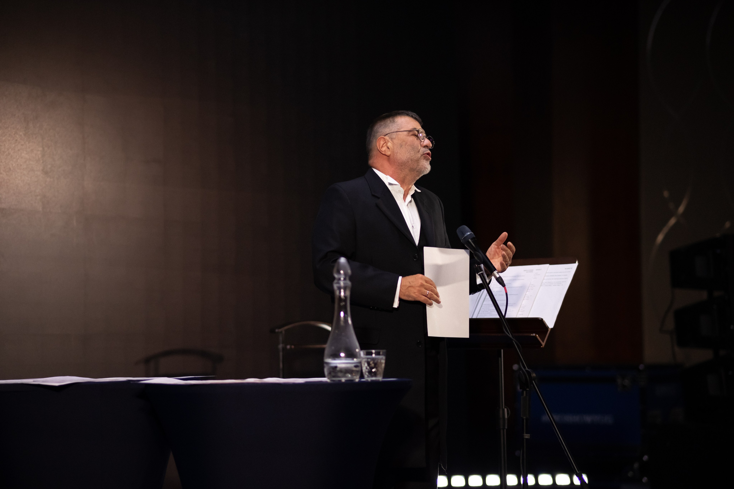 ЕВГЕНИЙ ГРИШКОВЕЦ [СПЕКТАКЛЬ]. Арина Тамочкина. Фотограф Краснодарю