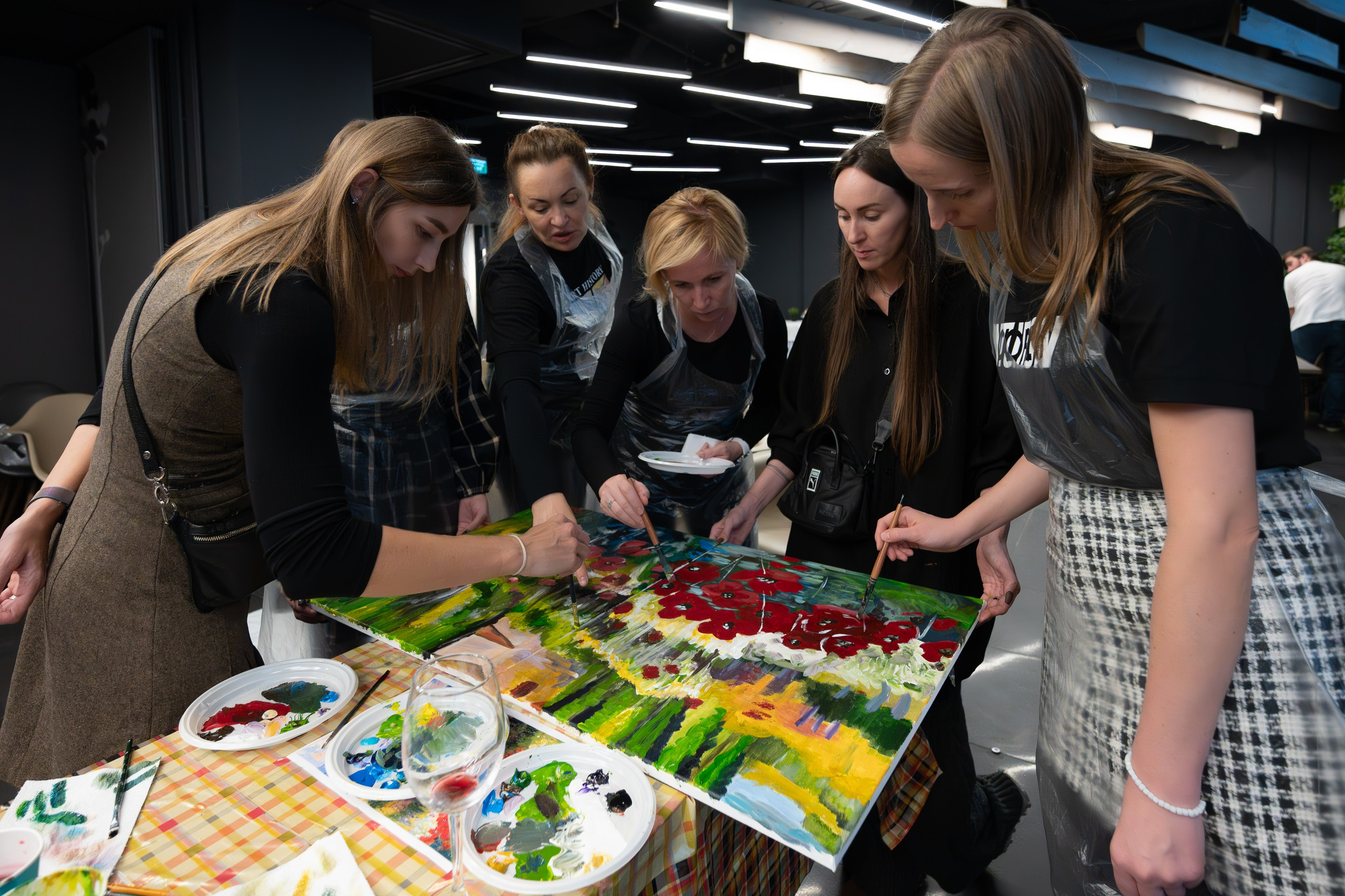 MICE мероприятие — мастер класс по акварели. Репортажный фотограф в Красной Поляне и Сочи Павлюченко Екатерина