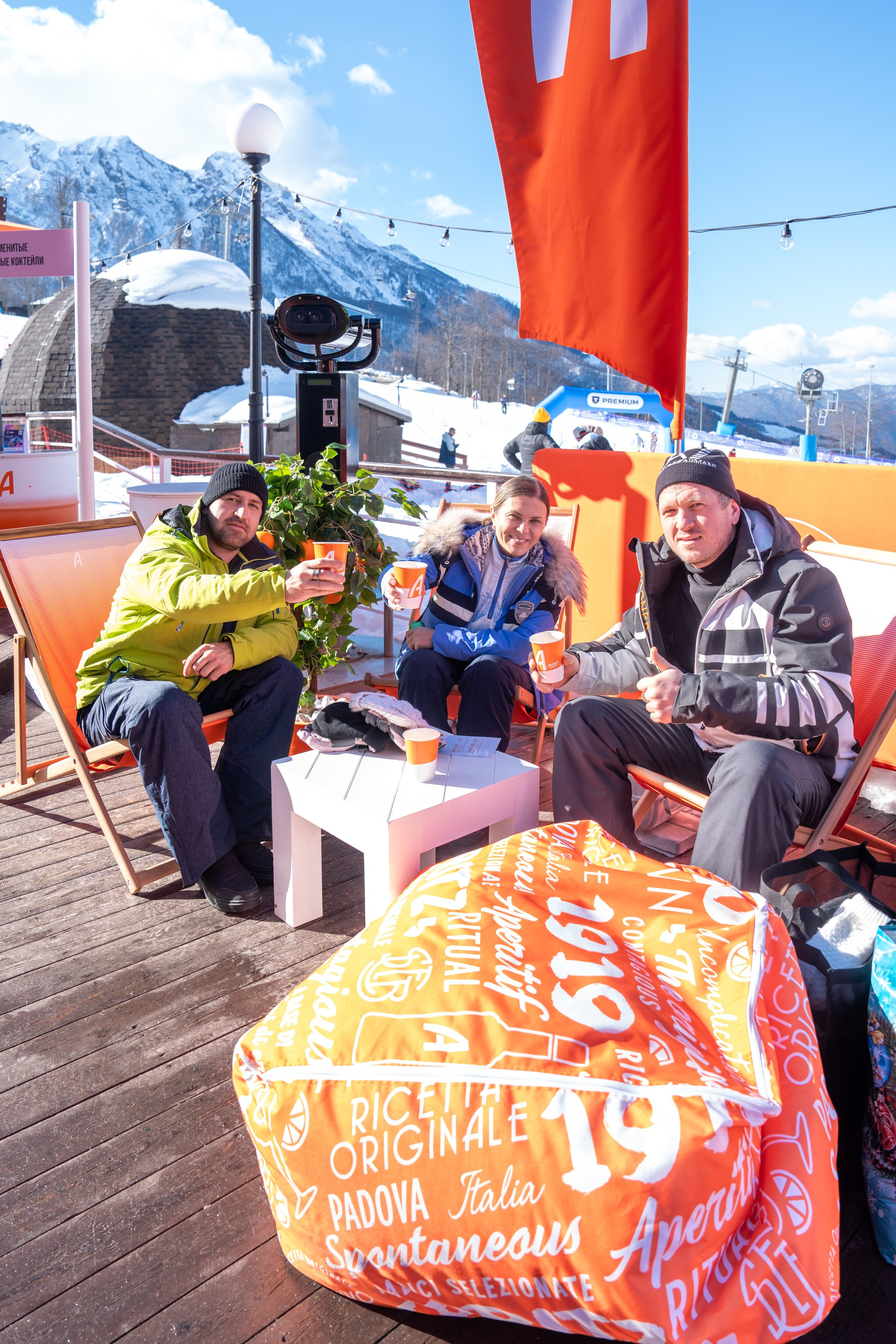 Фотоотчет партнерской интеграции Aperol Spritz на Роза Фест 2025. Репортажный фотограф в Красной Поляне и Сочи Павлюченко Екатерина