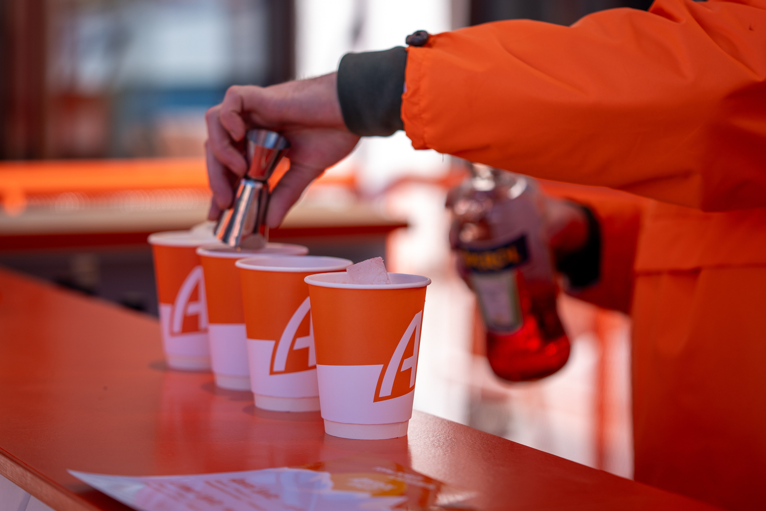 Фотоотчет партнерской интеграции Aperol Spritz на Роза Фест 2025. Репортажный фотограф в Красной Поляне и Сочи Павлюченко Екатерина