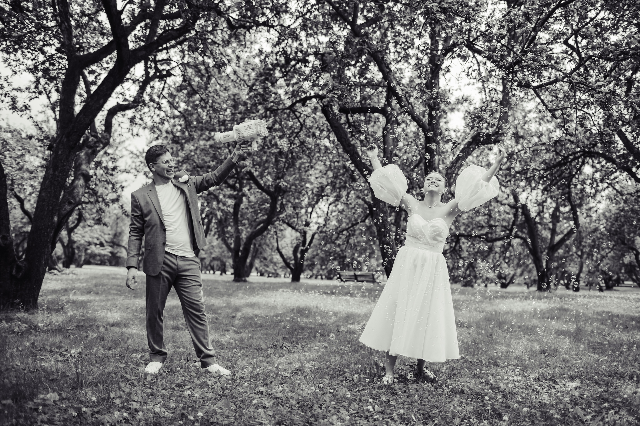 Евгения и Илья ЧБ. Свадебный фотограф в Москве Екатерина Огарская