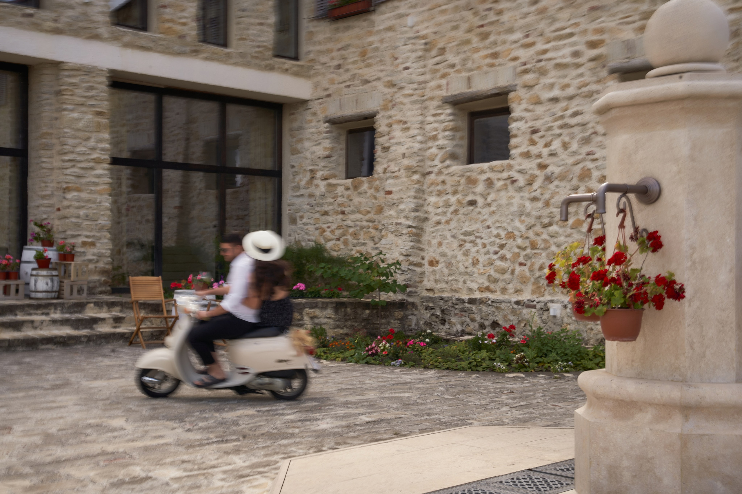 Love Story в Шато Андре. ТВИНС СТУДИО — лучшие свадебные фотографы и видеографы в Краснодаре