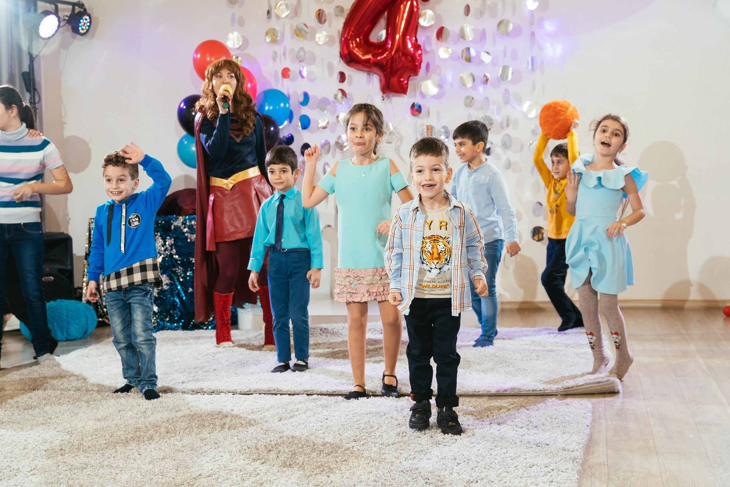 День рождения Бориса. Выпускные альбомы для детского сада и школы в Красноярске Мария Русяев