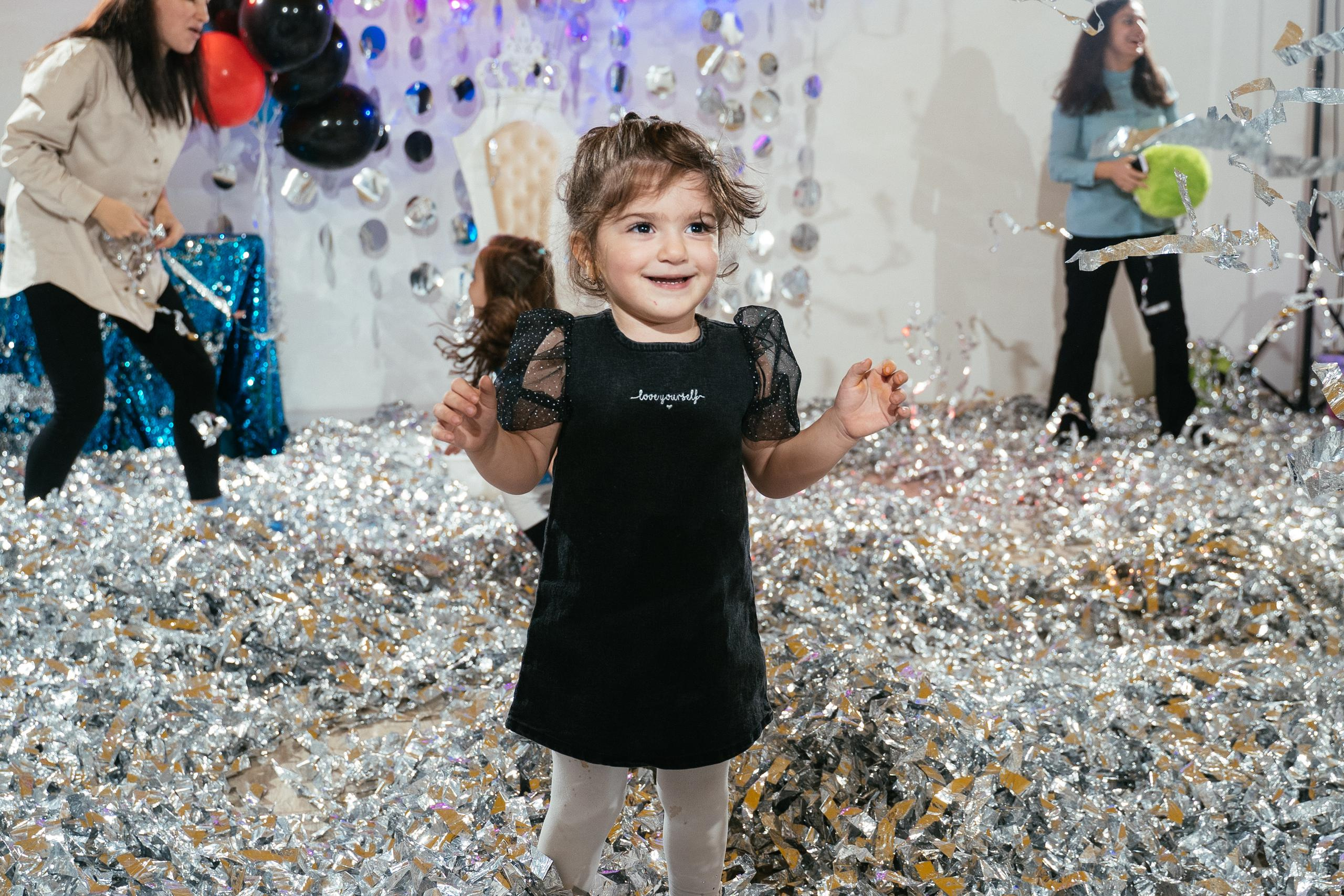 День рождения Бориса. Выпускные альбомы для детского сада и школы в Красноярске Мария Русяев