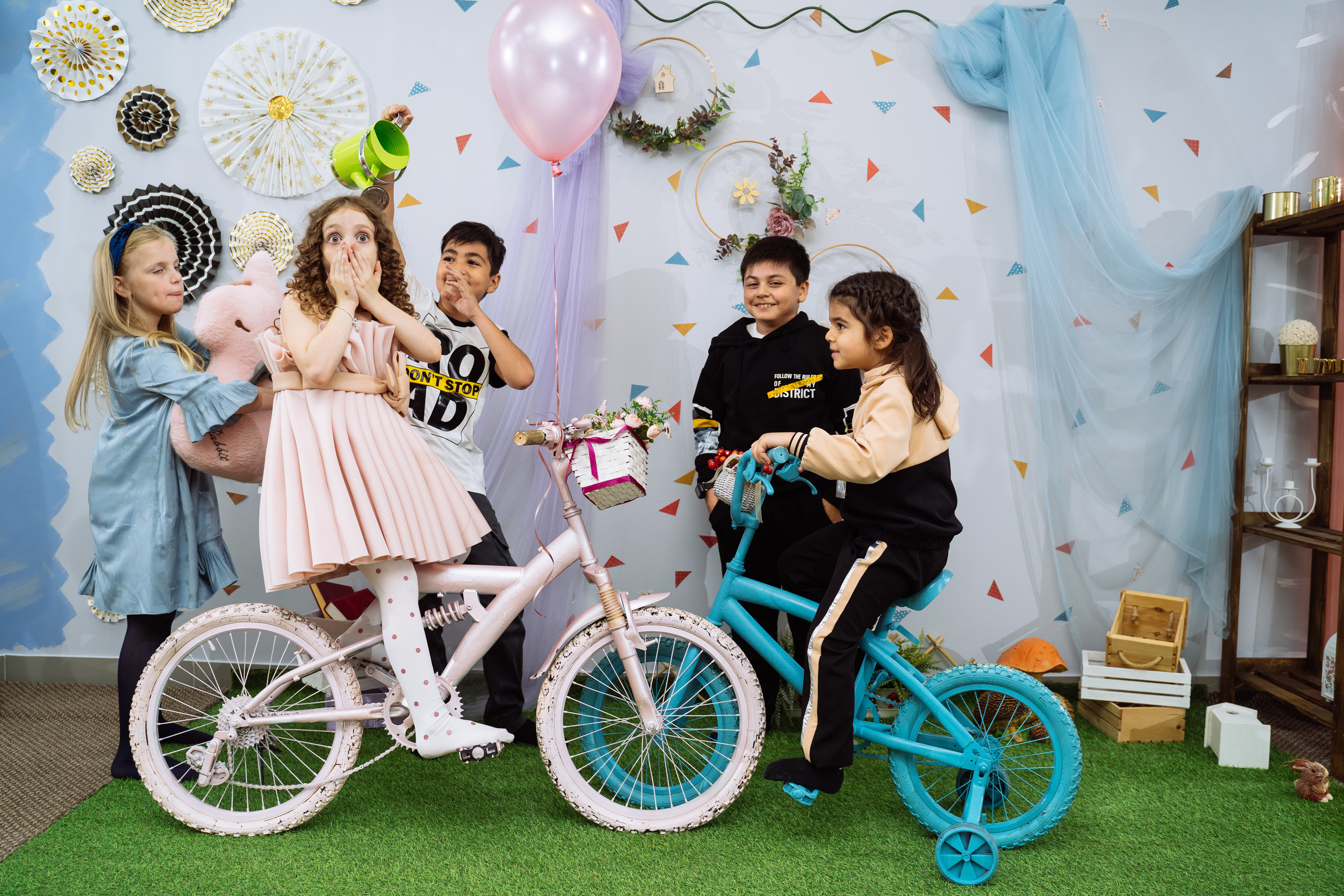 День рождения Эвелины. Выпускные альбомы для детского сада и школы в Красноярске Мария Русяев