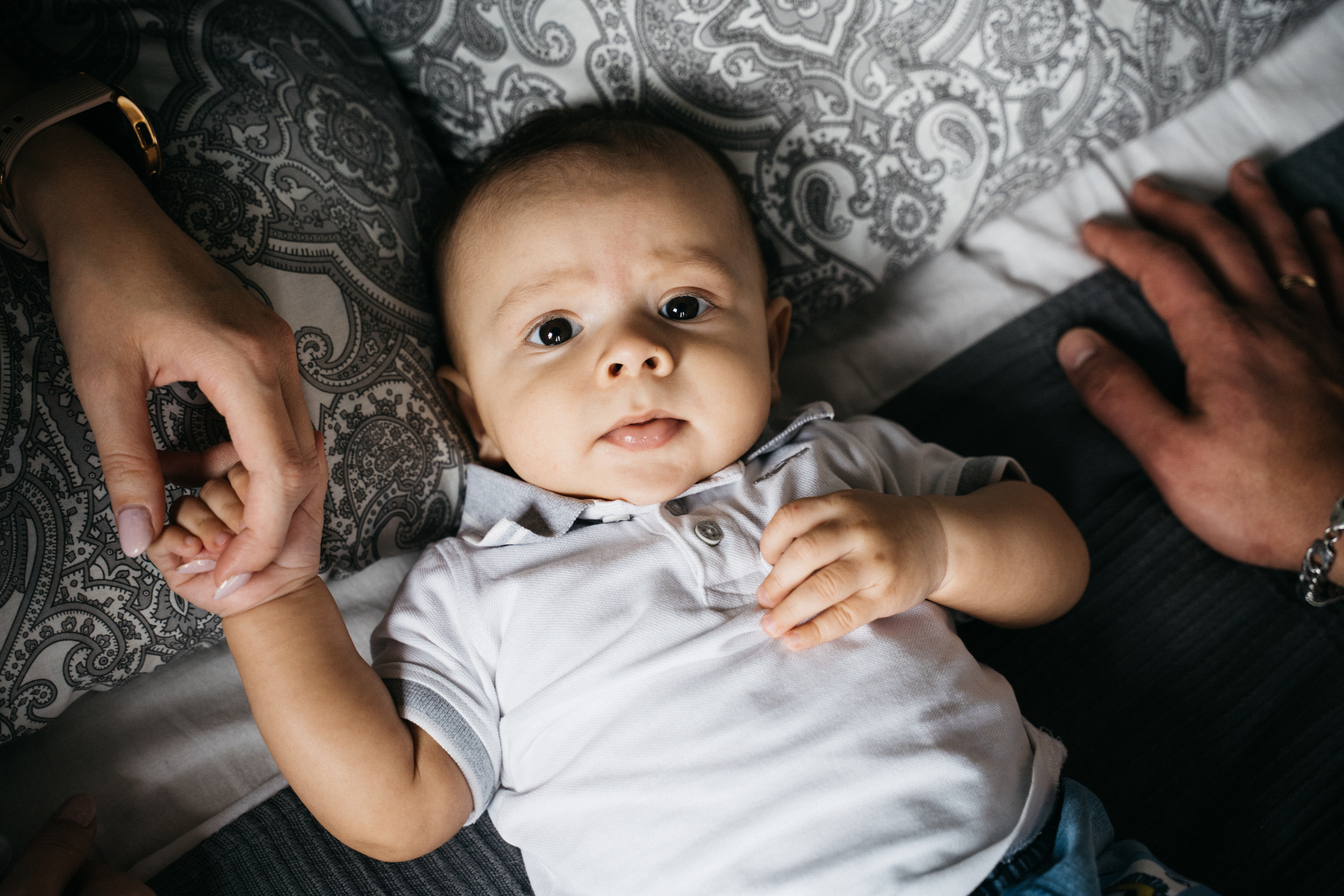 Семейная фотосессия в студии. Выпускные альбомы для детского сада и школы в Красноярске Мария Русяев