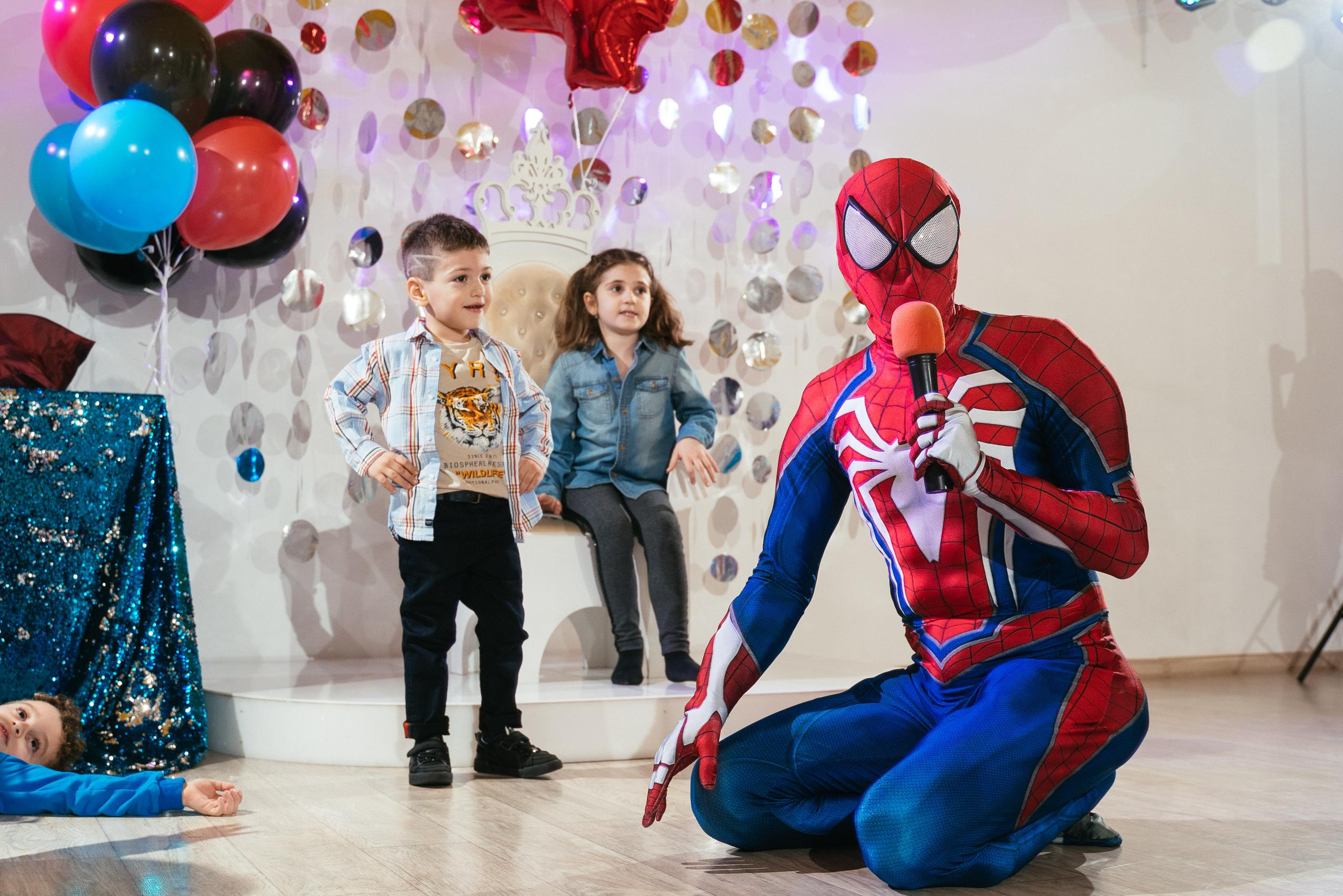 День рождения Бориса. Выпускные альбомы для детского сада и школы в Красноярске Мария Русяев