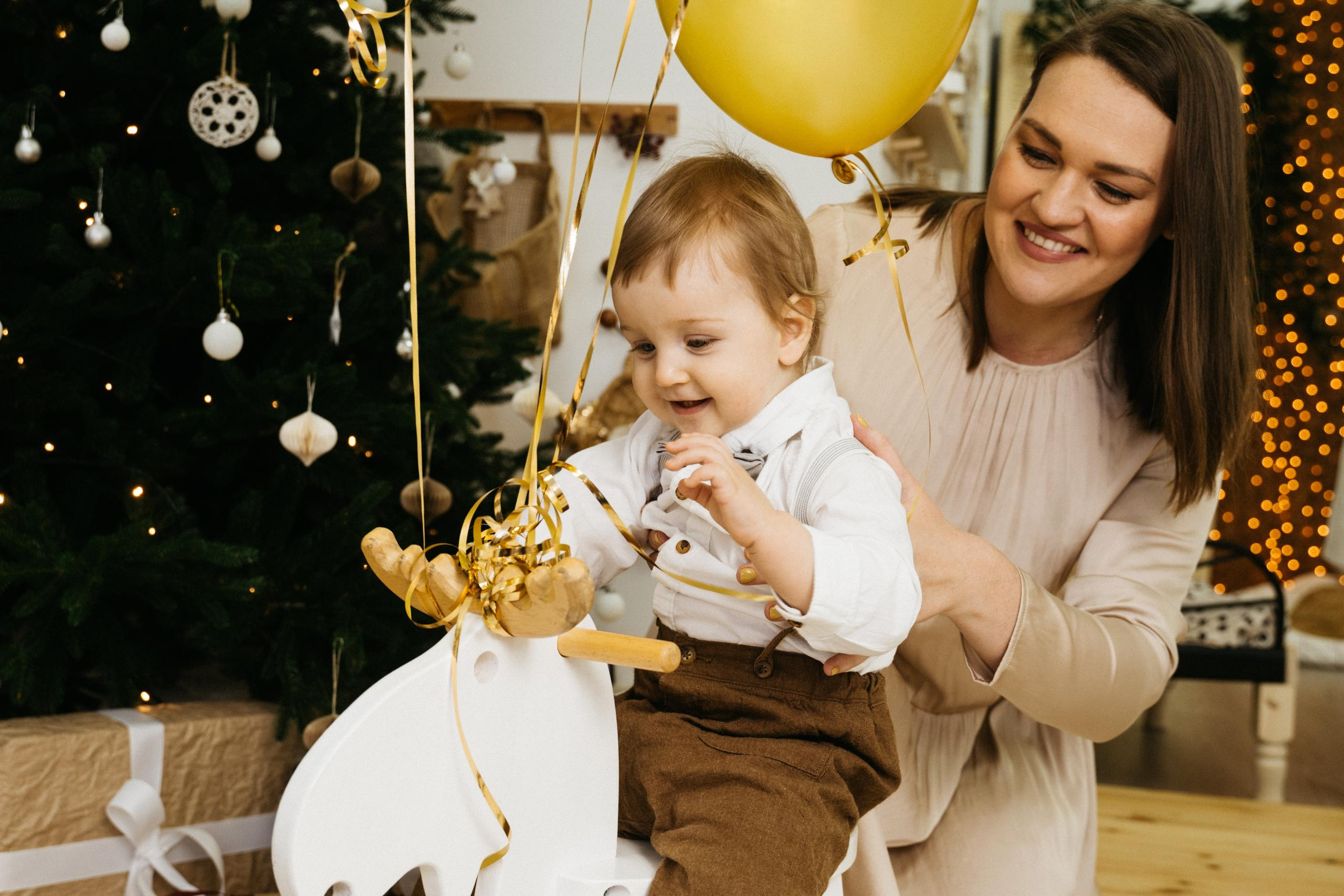 Захару 1 годик. Выпускные альбомы для детского сада и школы в Красноярске Мария Русяев