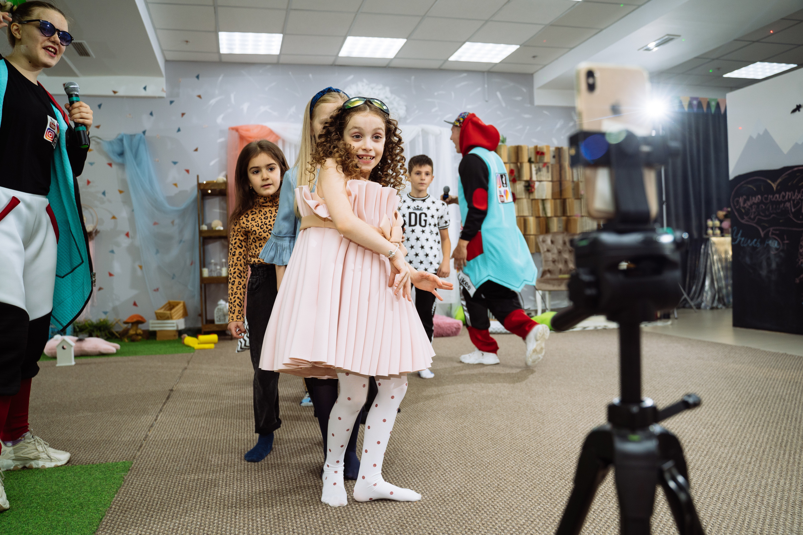 День рождения Эвелины. Выпускные альбомы для детского сада и школы в Красноярске Мария Русяев