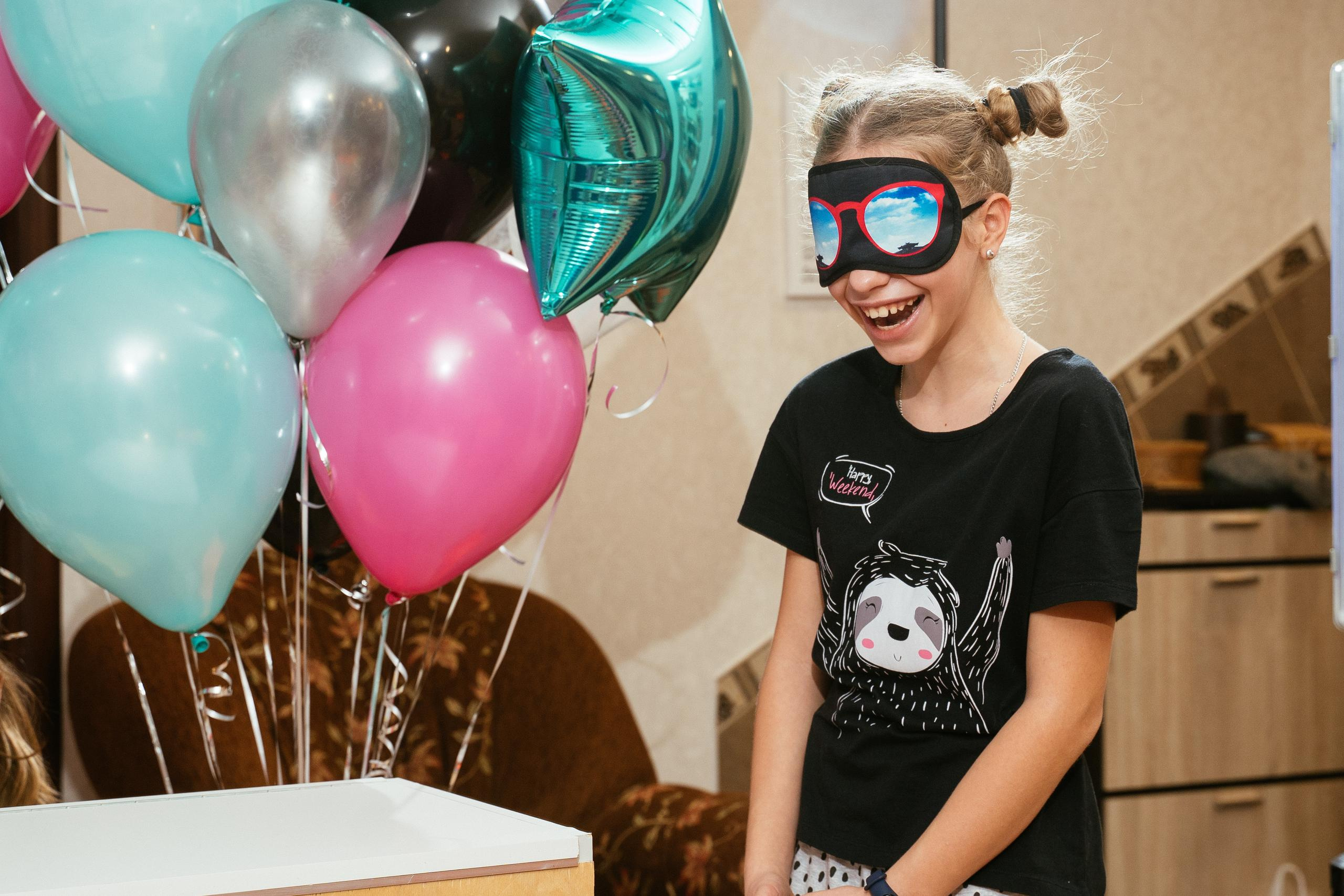 Пижамная вечеринка и нащупай-шоу. Выпускные альбомы для детского сада и школы в Красноярске Мария Русяев